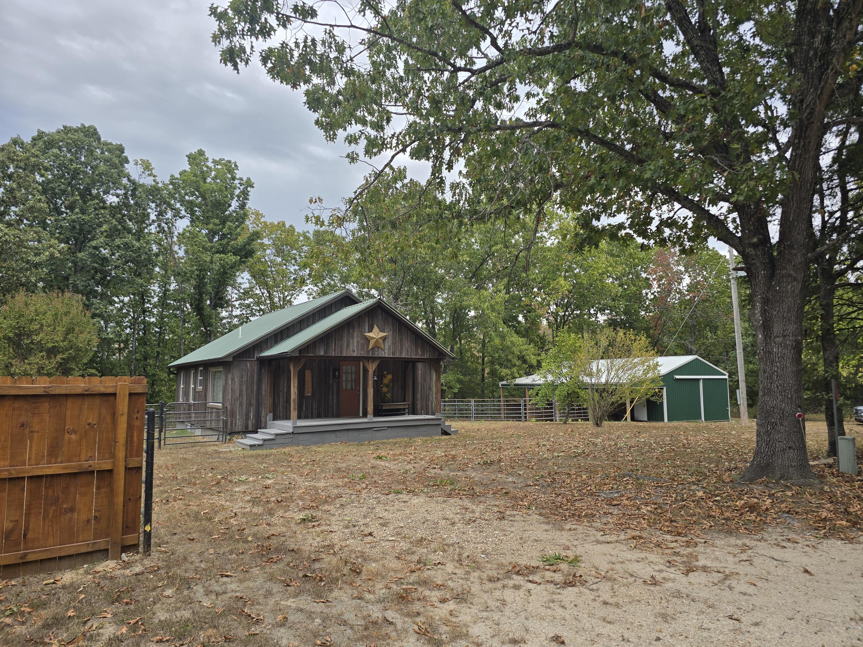 main property photo 45