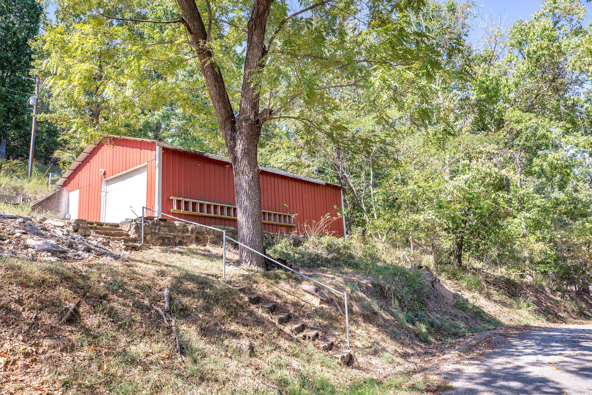 main property photo 59