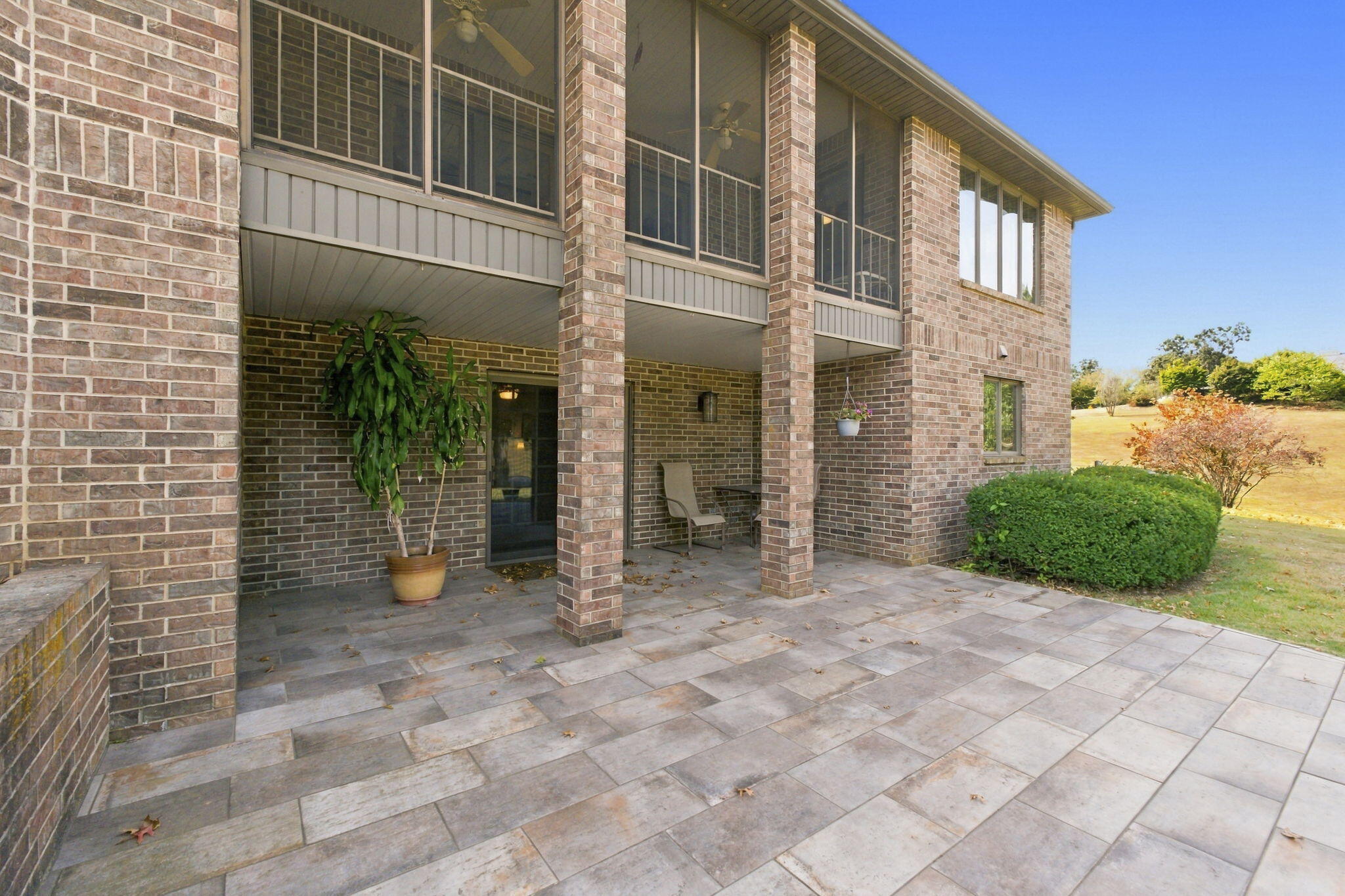 main property photo 37