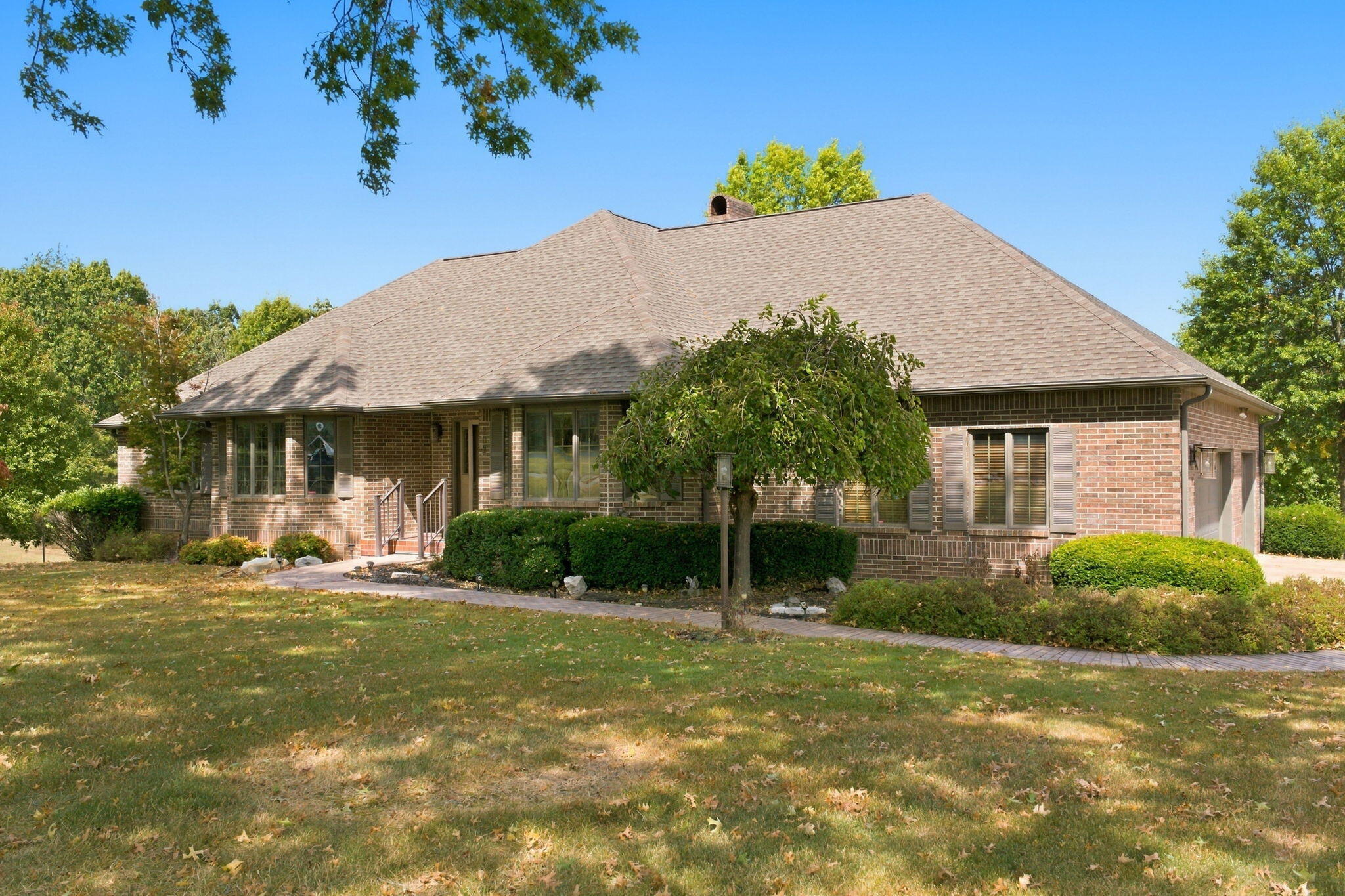 main property photo 50