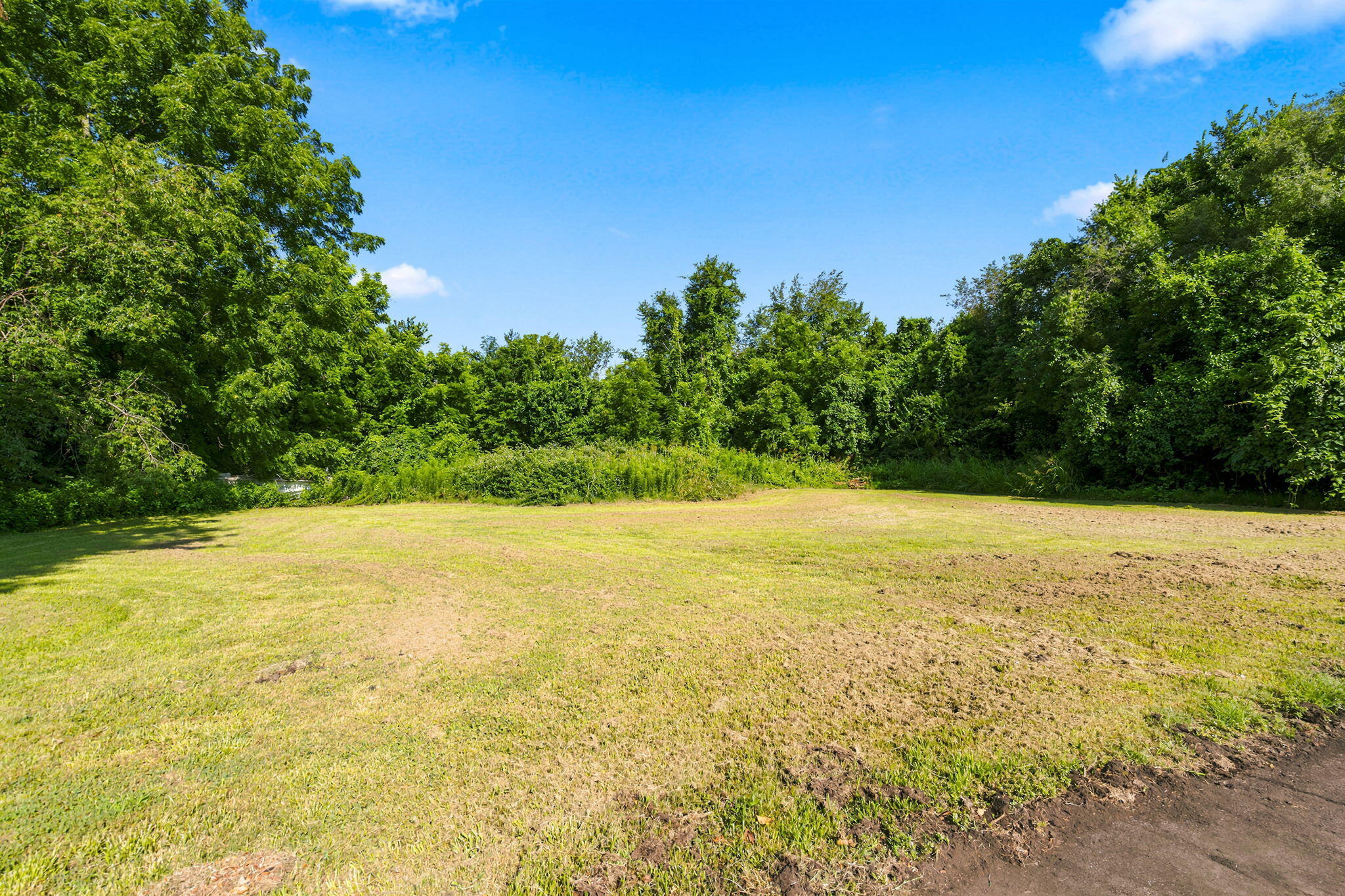 main property photo 49