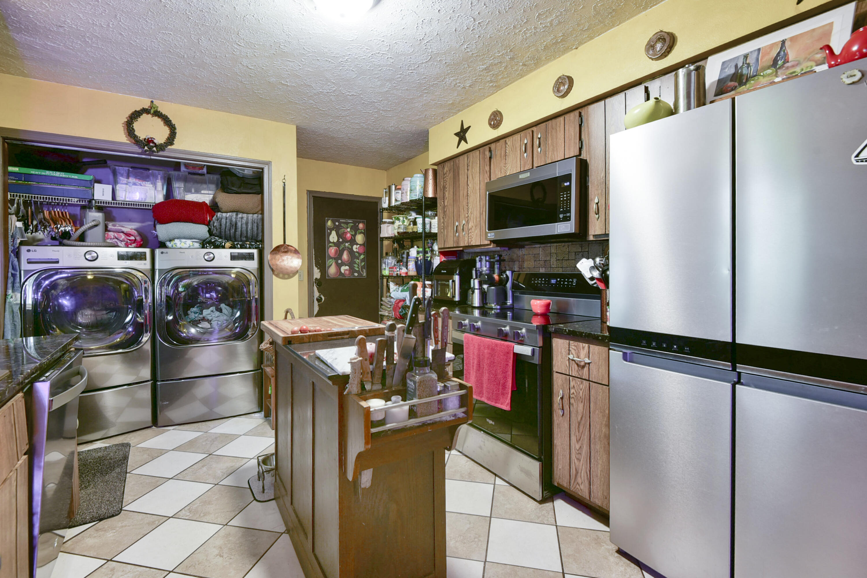 main property photo 11