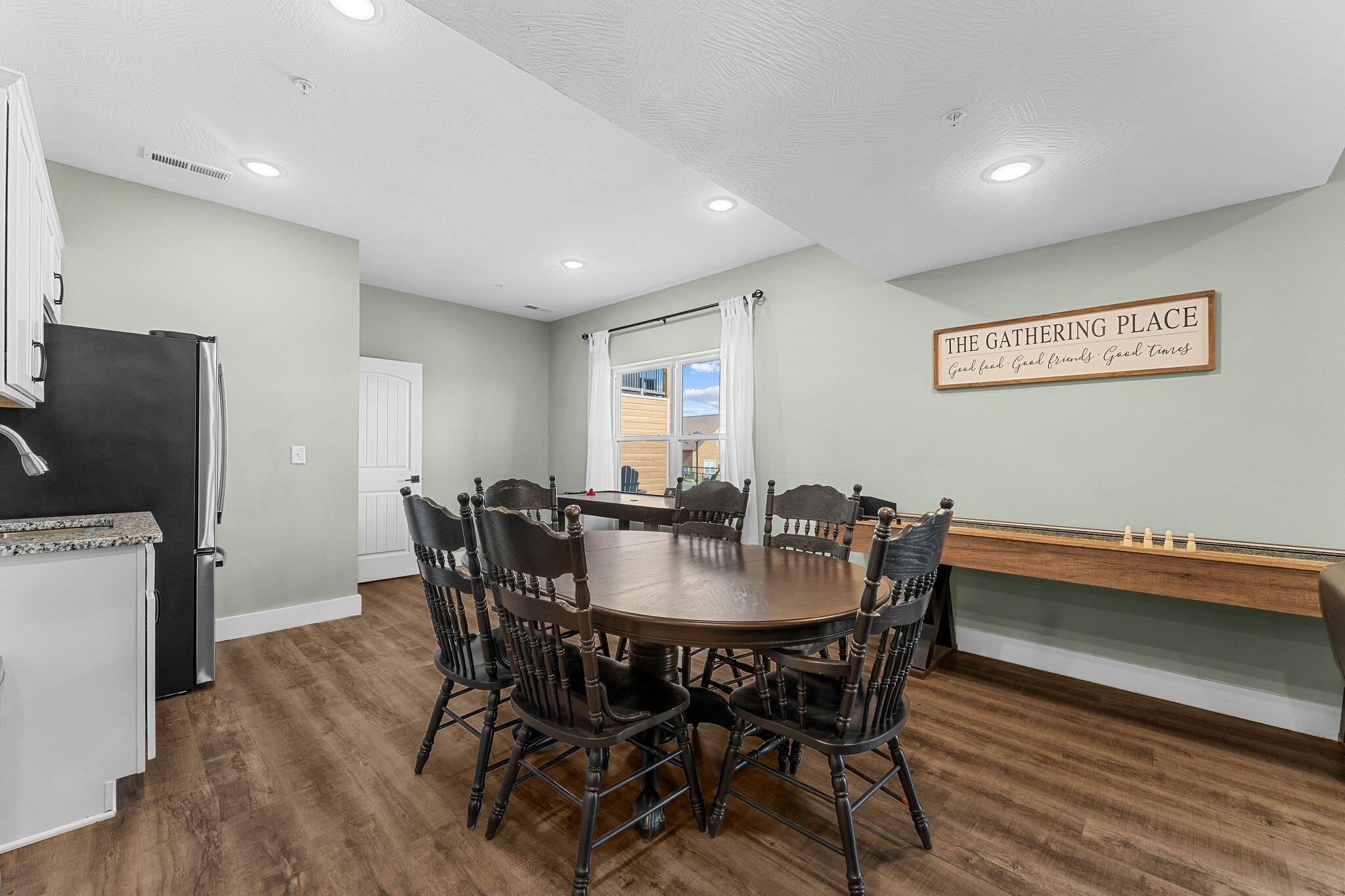 main property photo 51