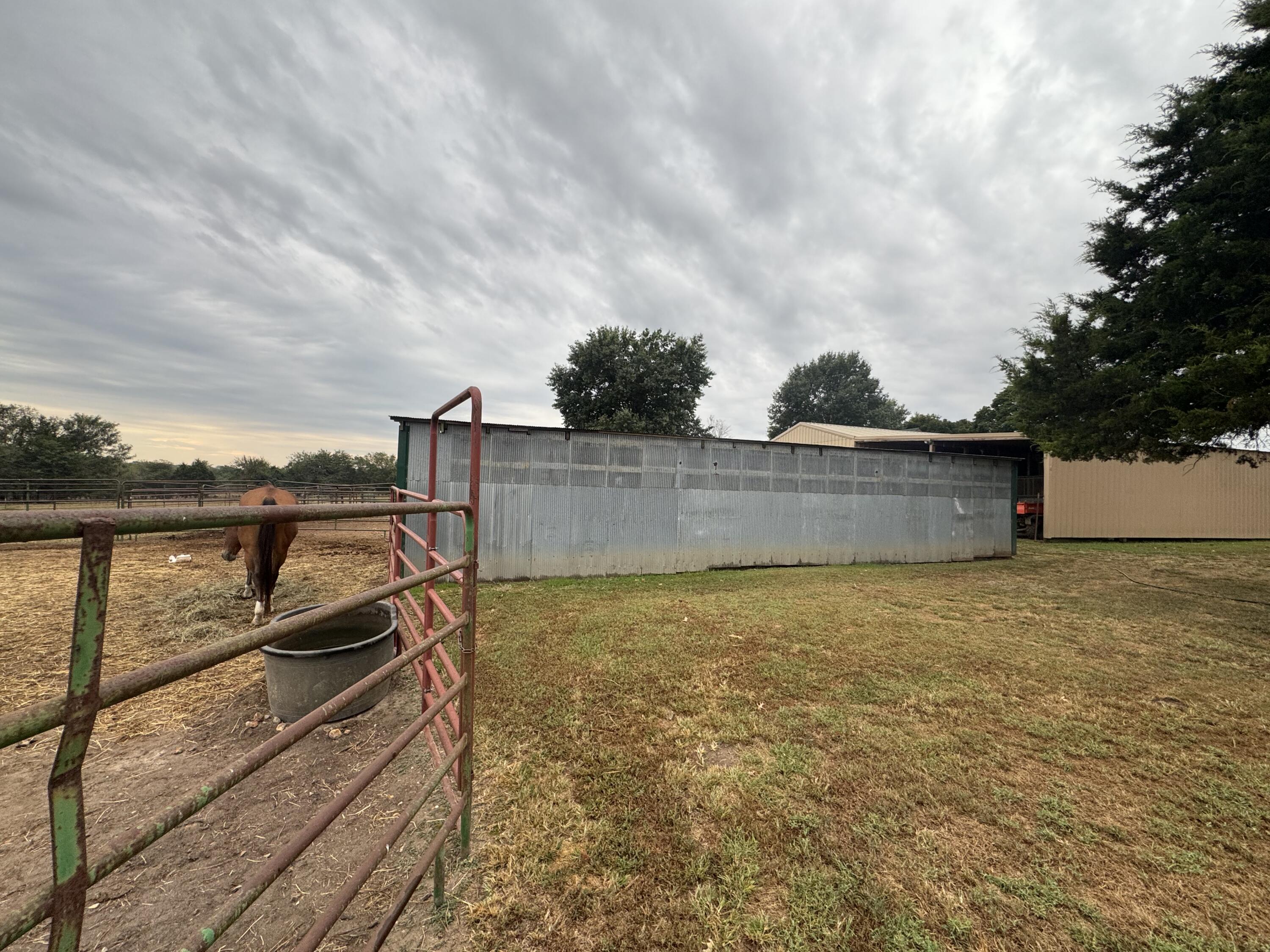 main property photo 90
