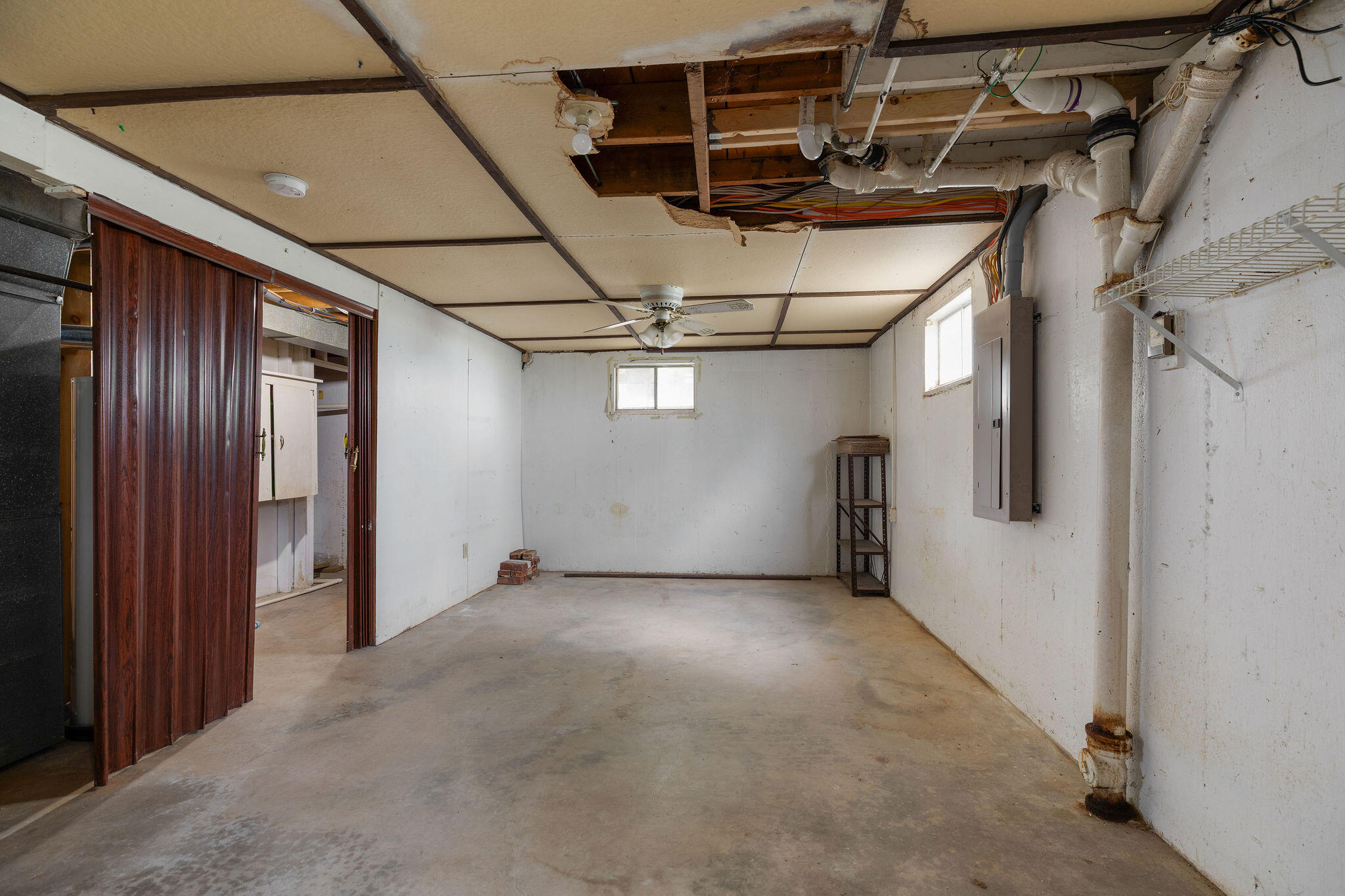 main property photo 16