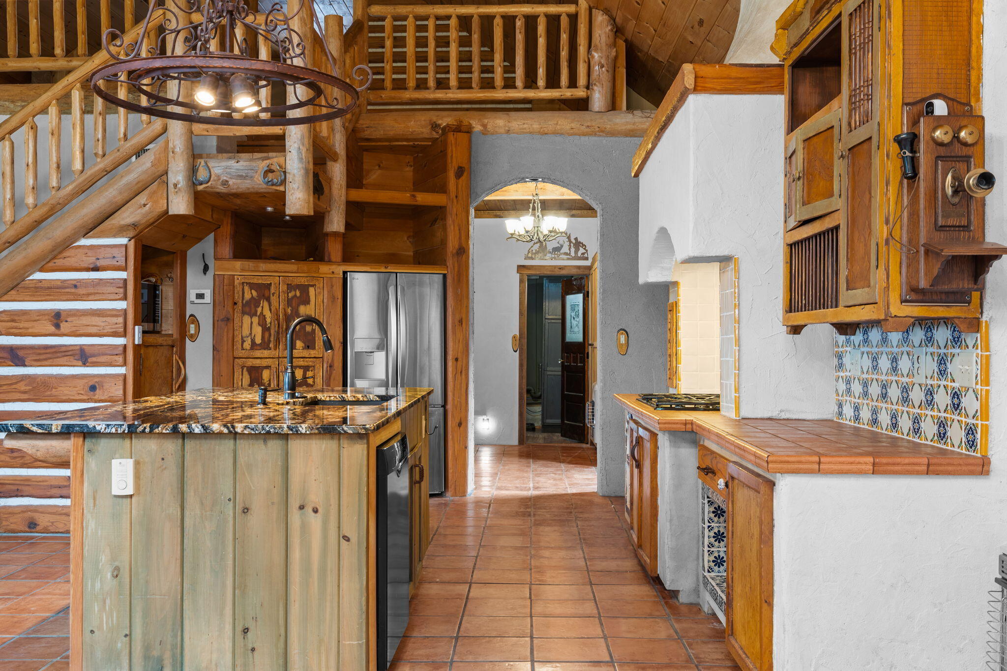 main property photo 23