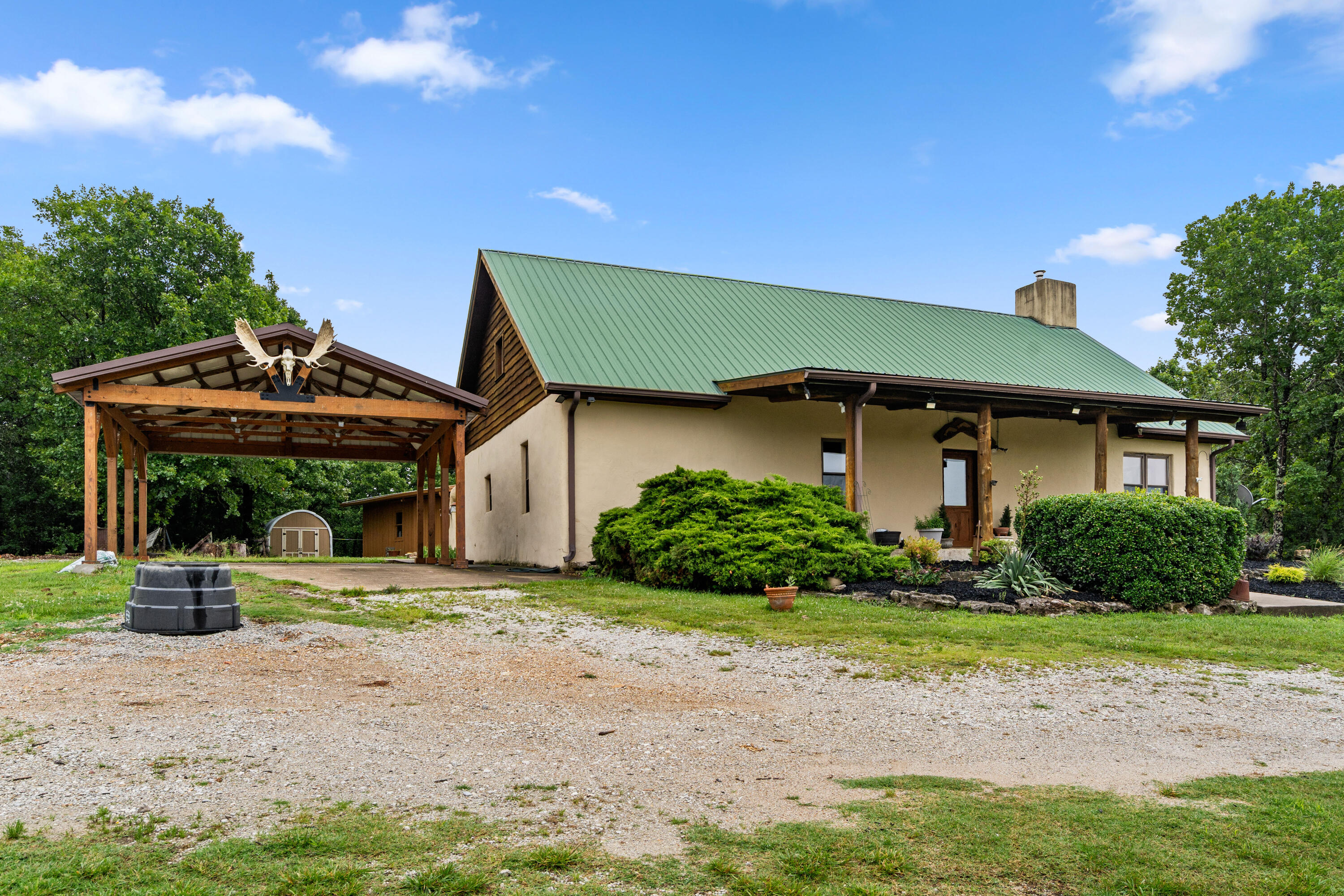 main property photo 7