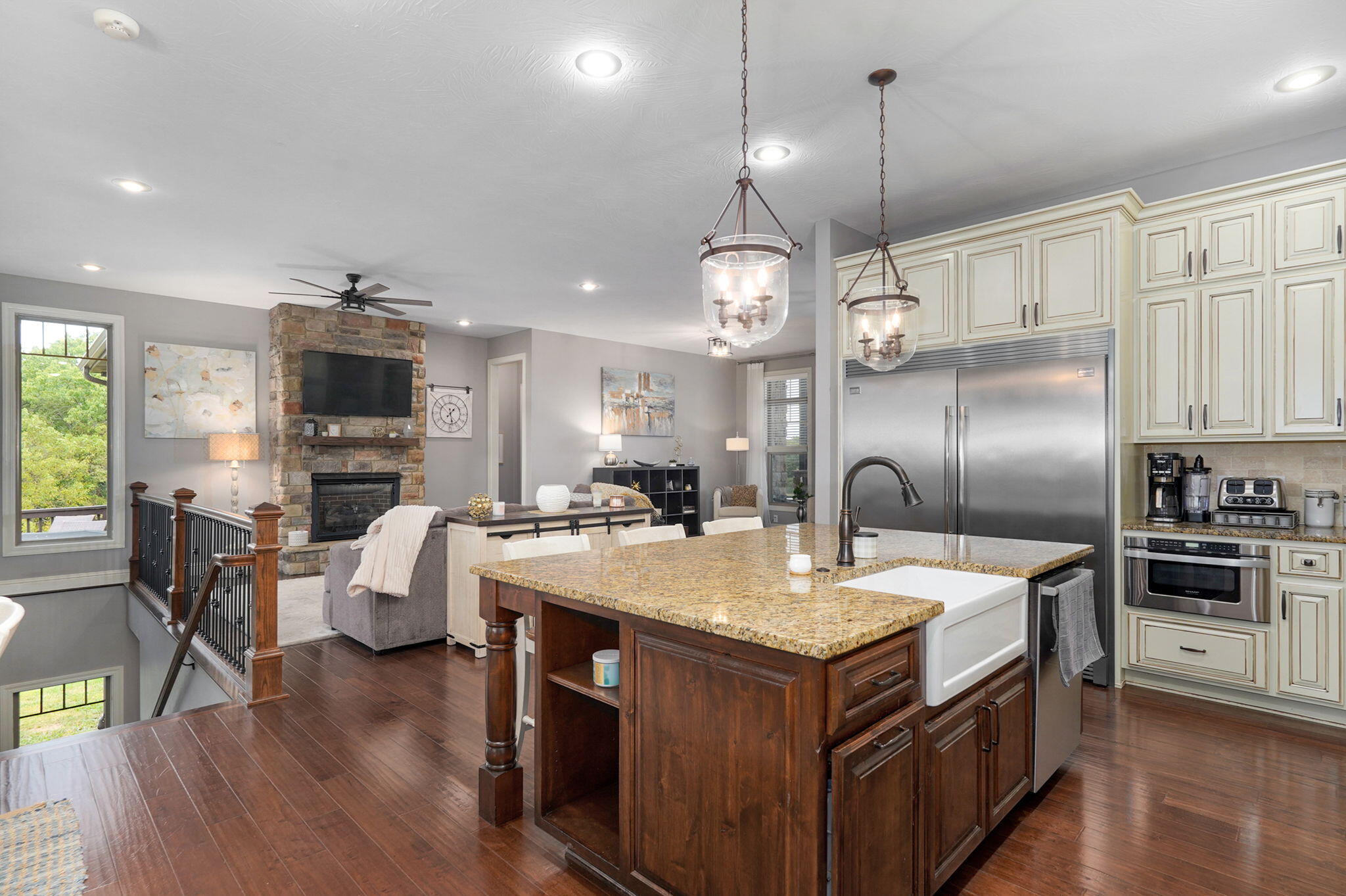 main property photo 19
