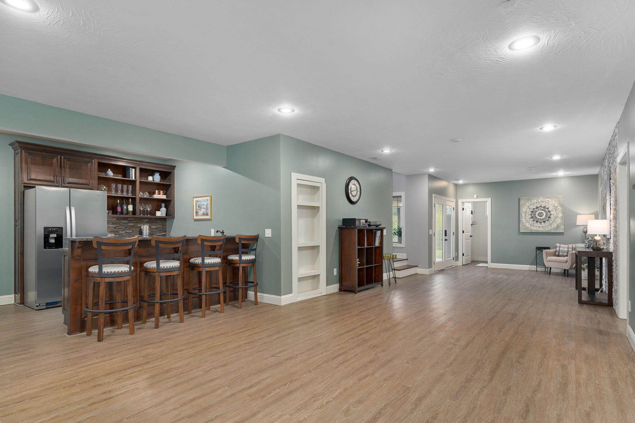 main property photo 50