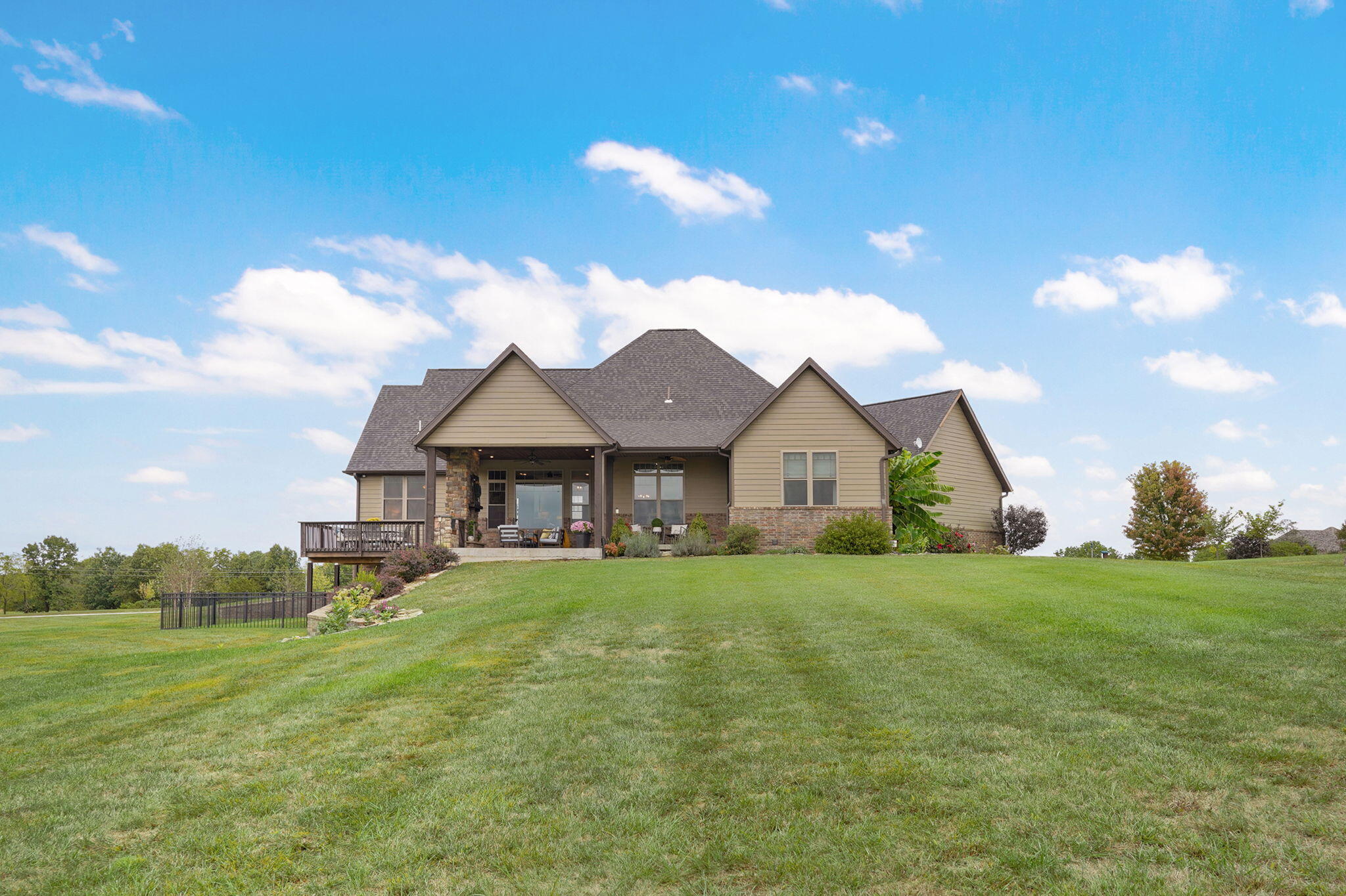main property photo 71