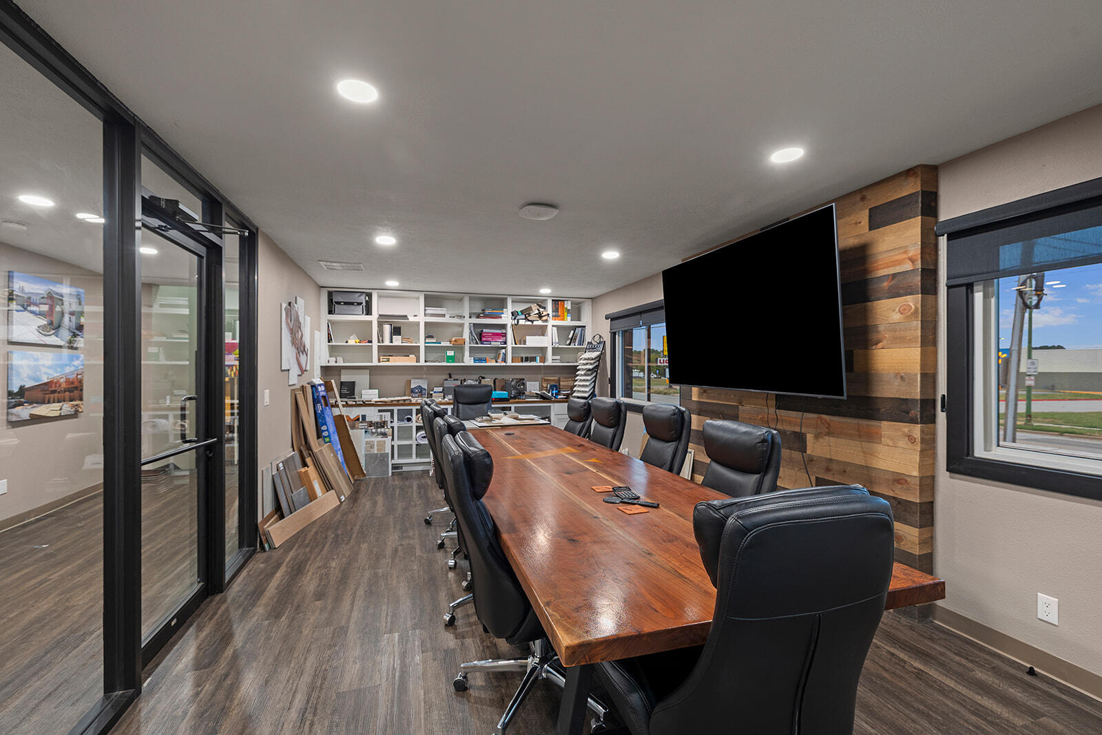 main property photo 36