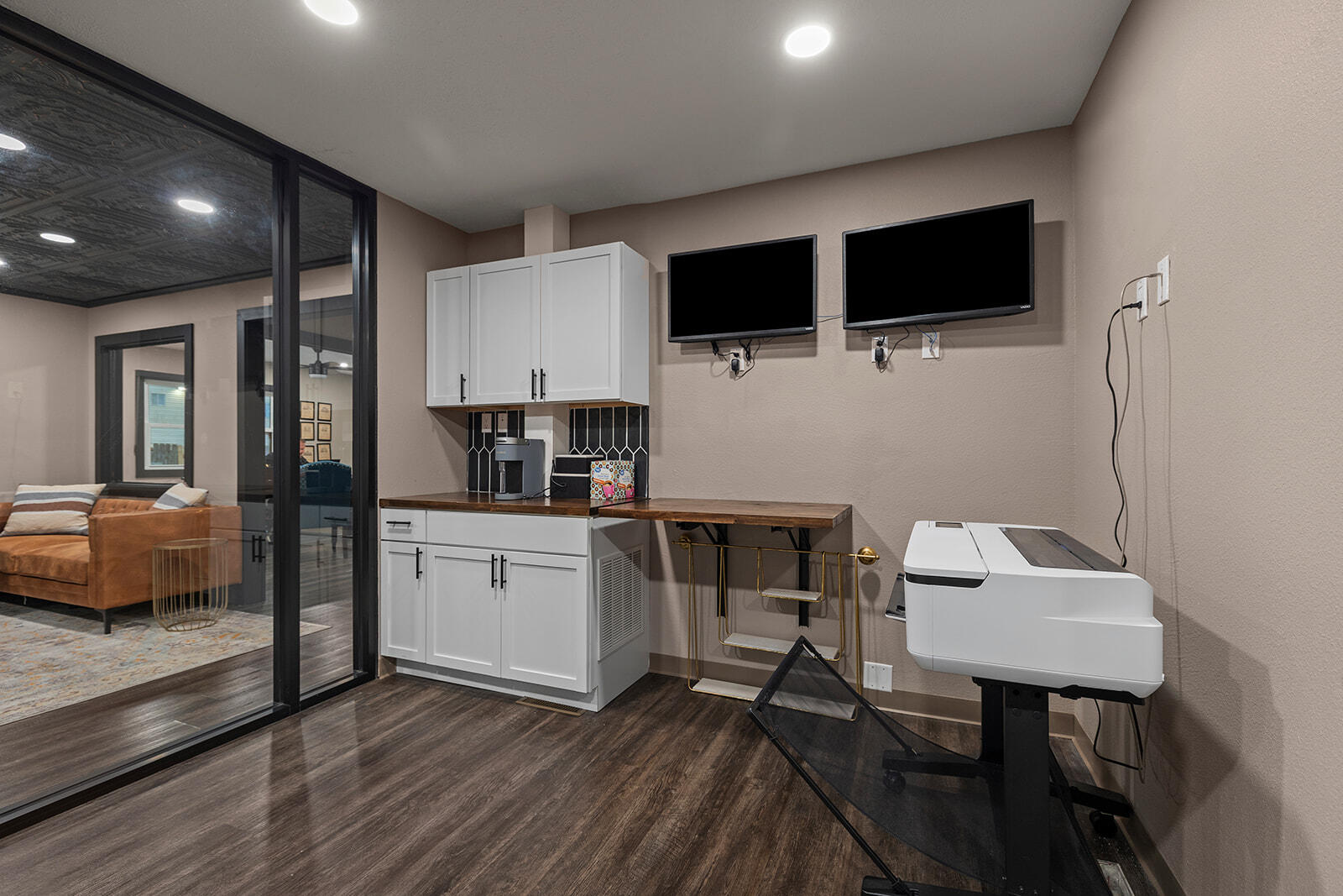 main property photo 45
