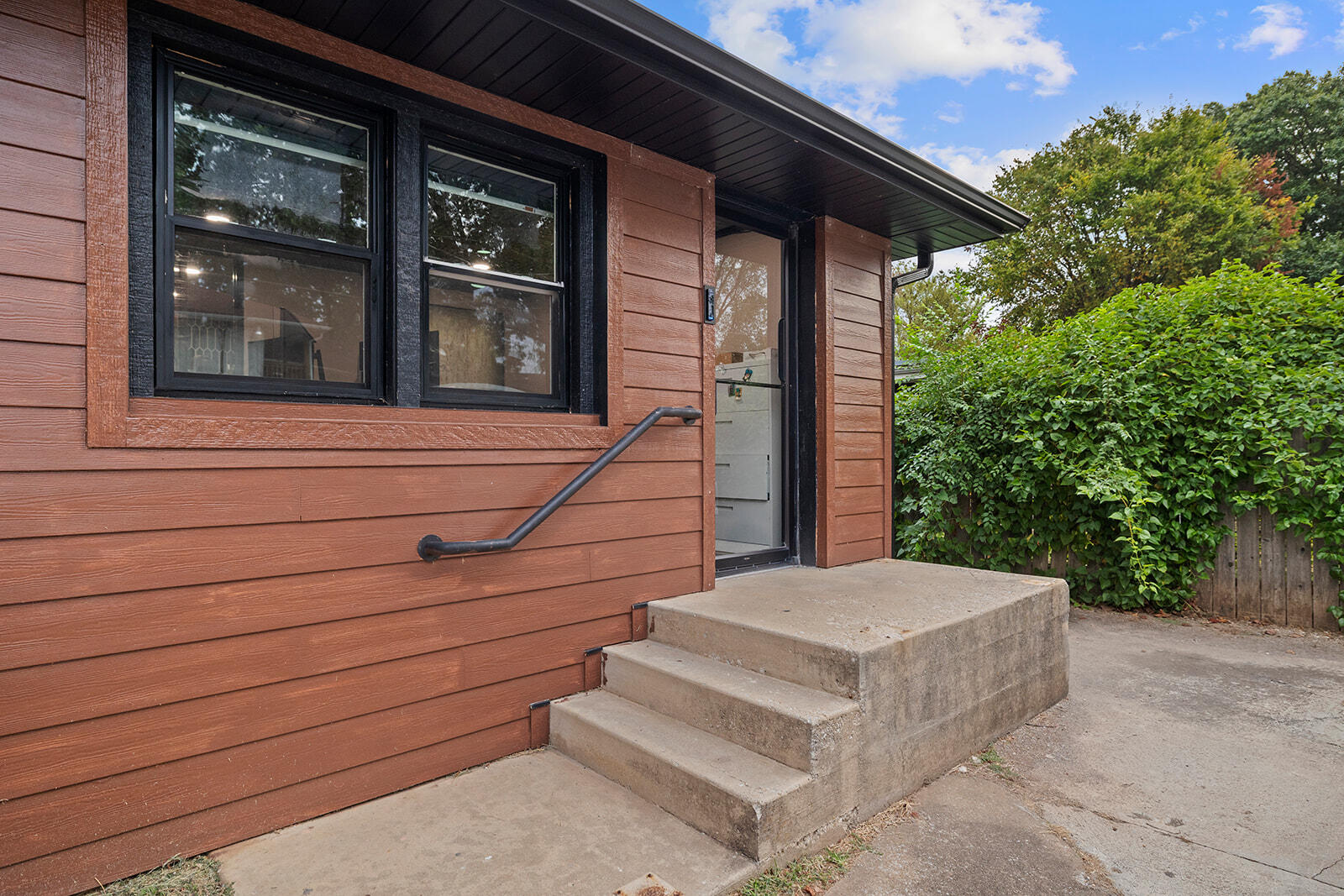 main property photo 71