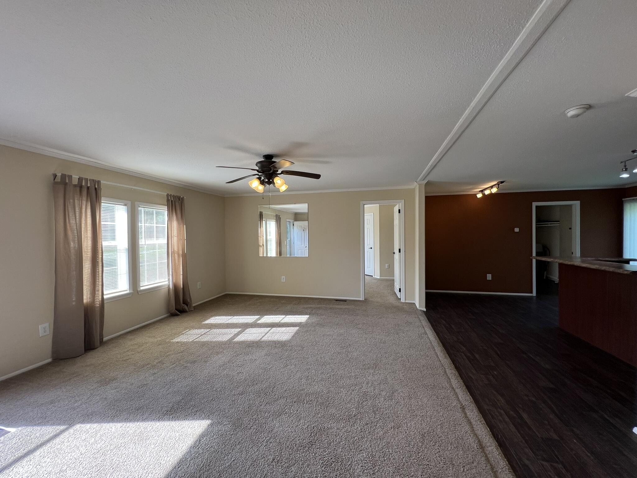 main property photo 78