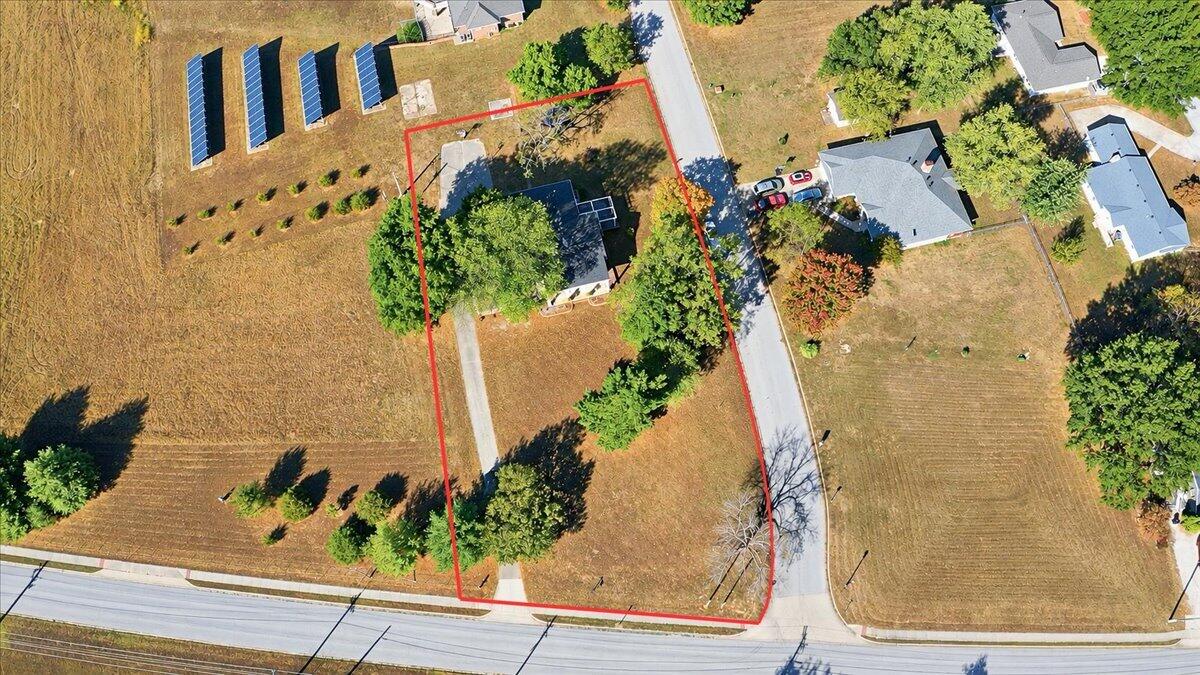 main property photo 43