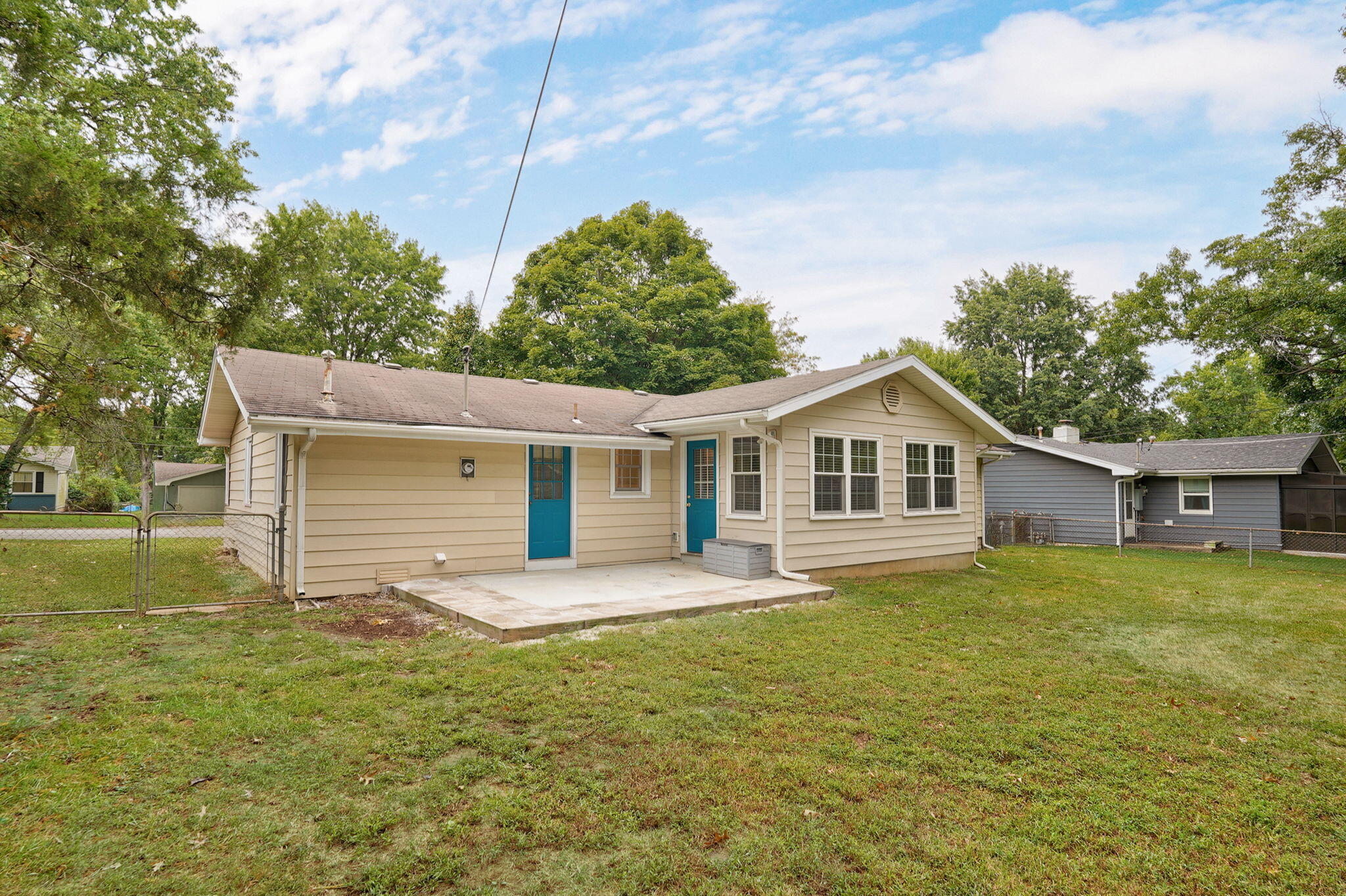 main property photo 21