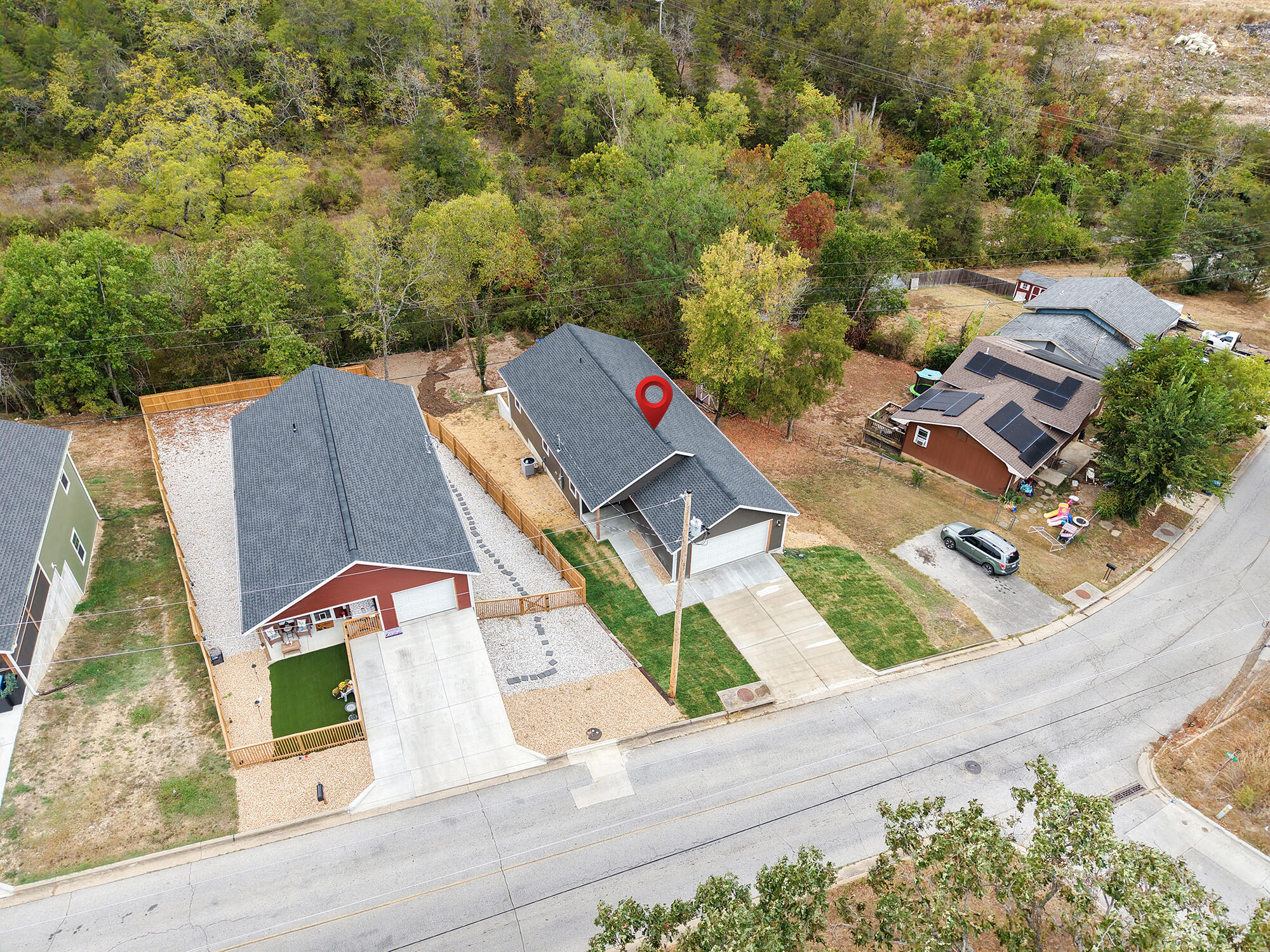 main property photo 30