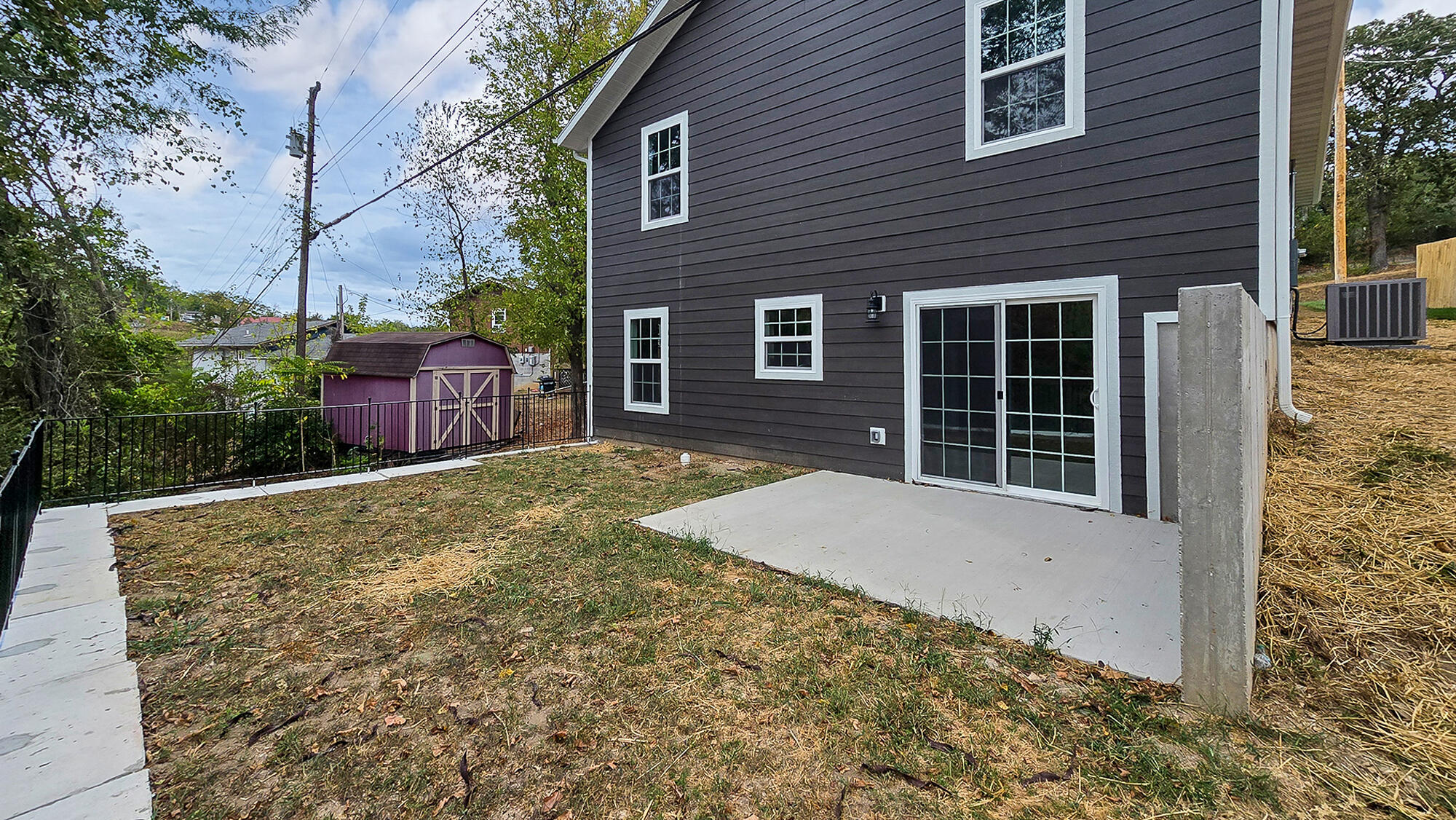 main property photo 41