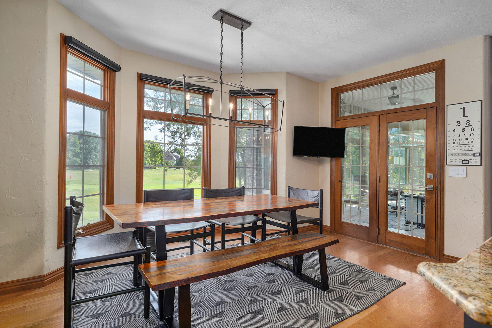 main property photo 14