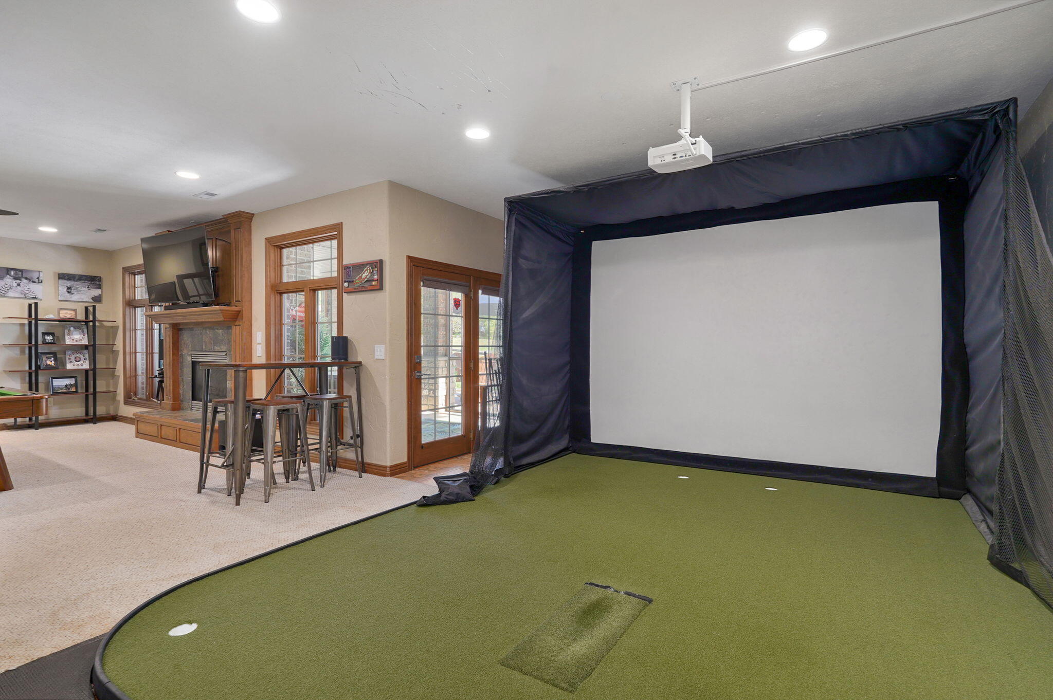 main property photo 42