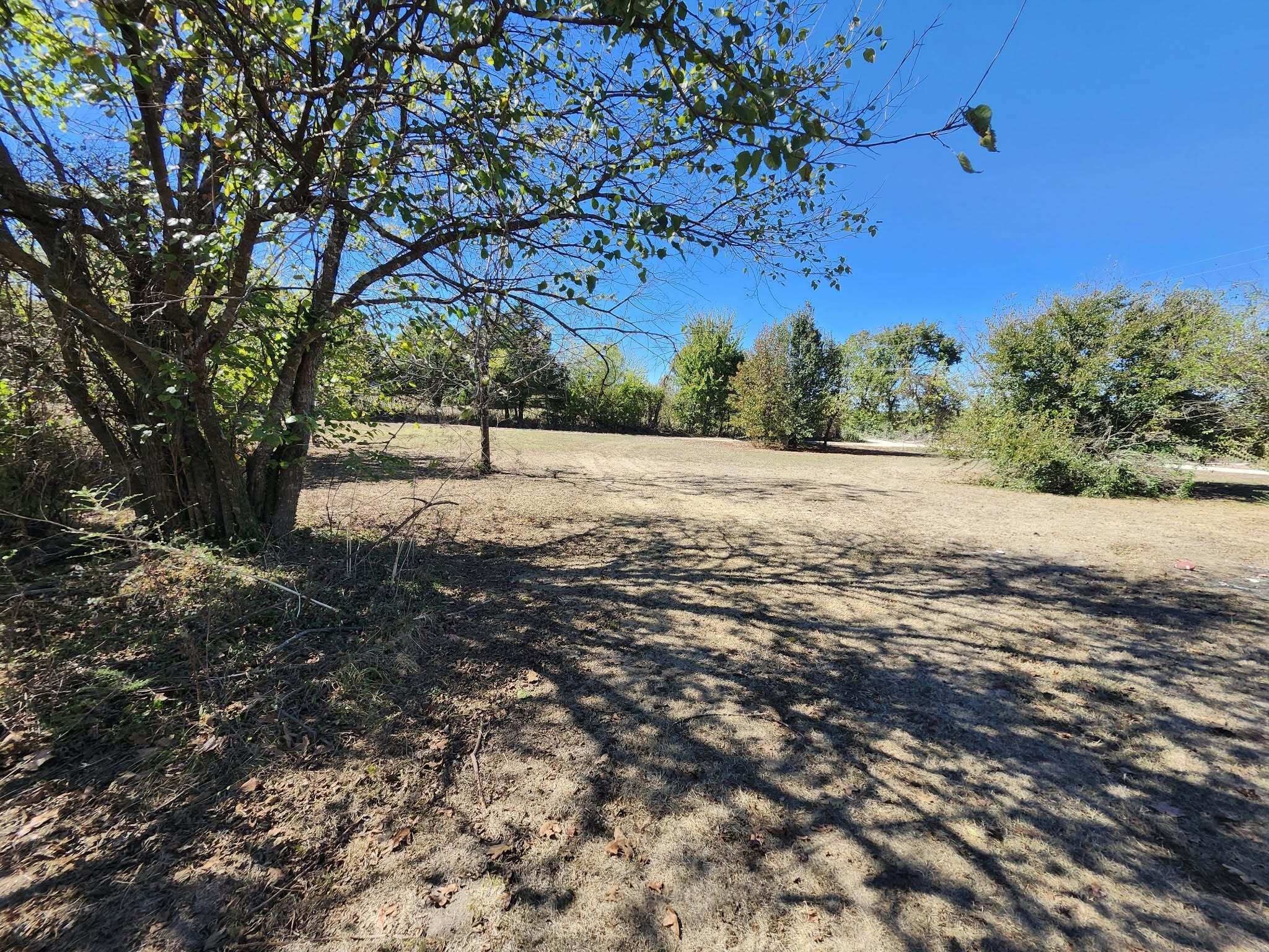 main property photo 18