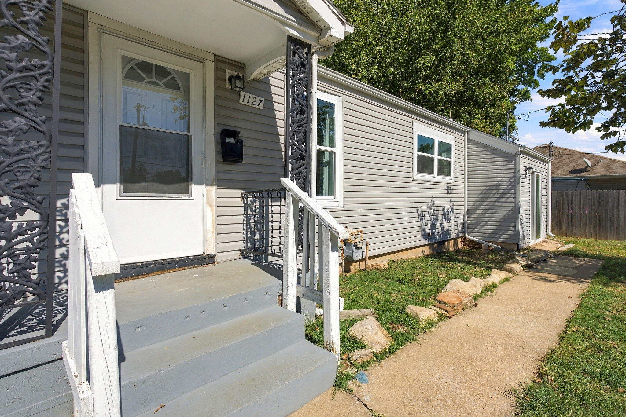 main property photo 3