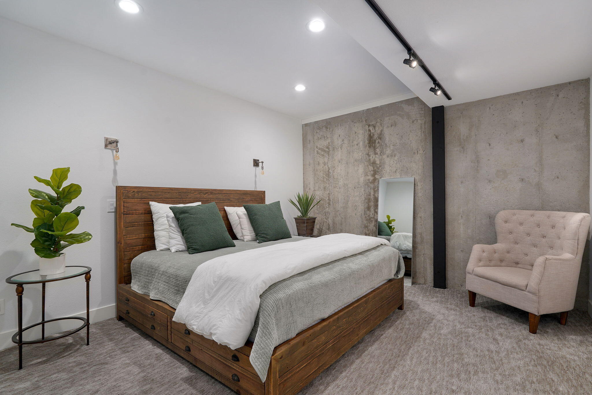 main property photo 69
