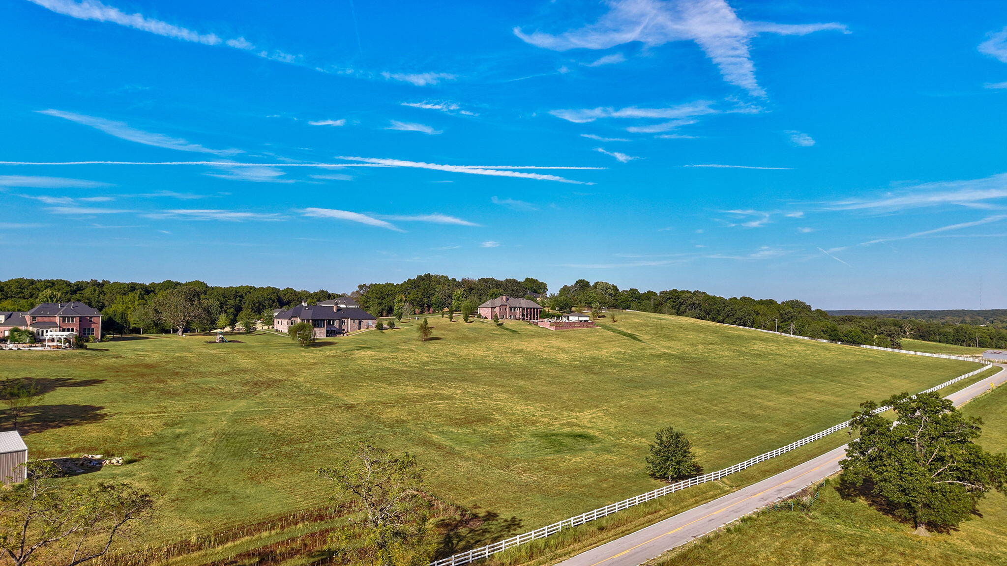 main property photo 90
