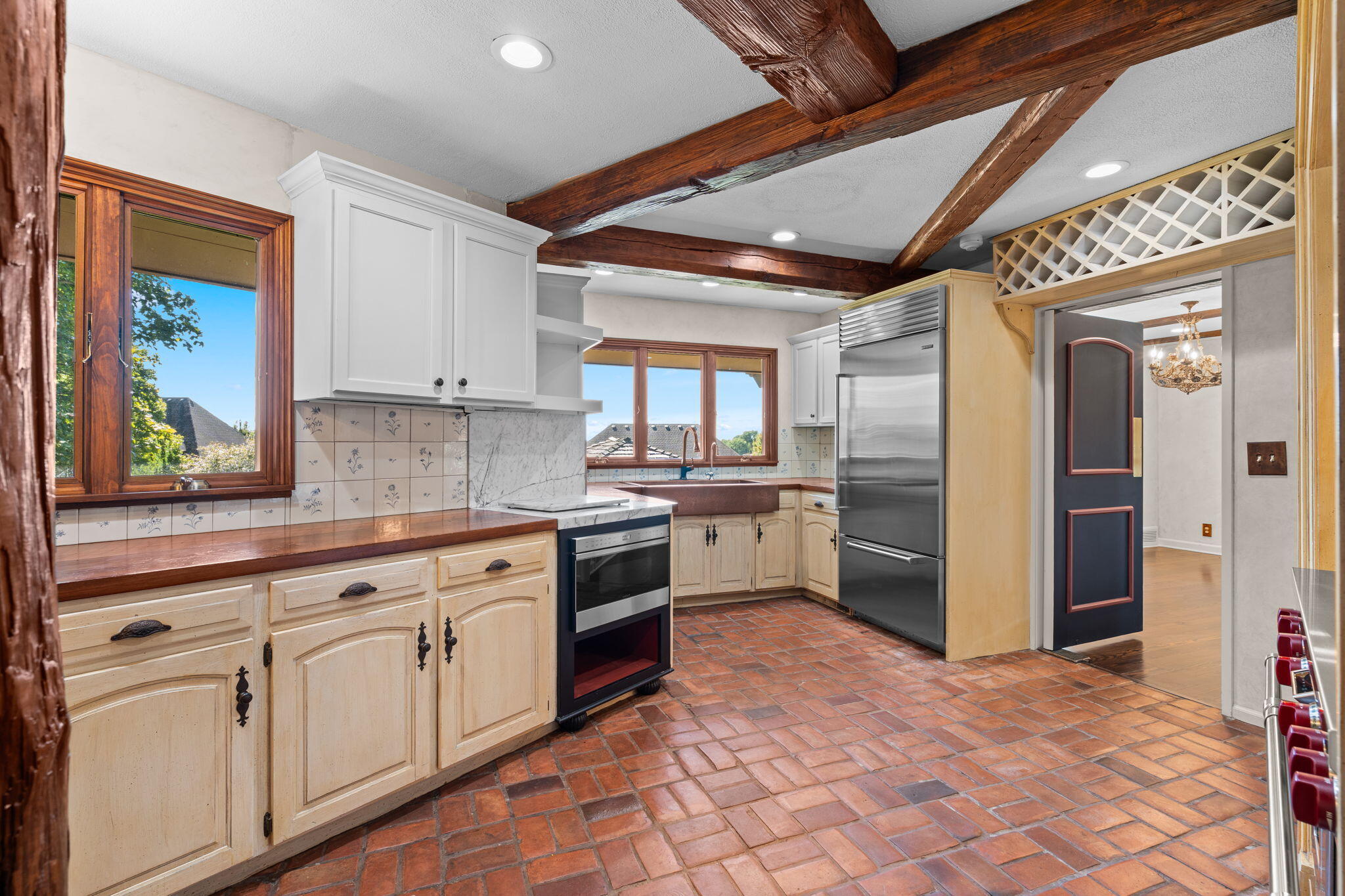 main property photo 46