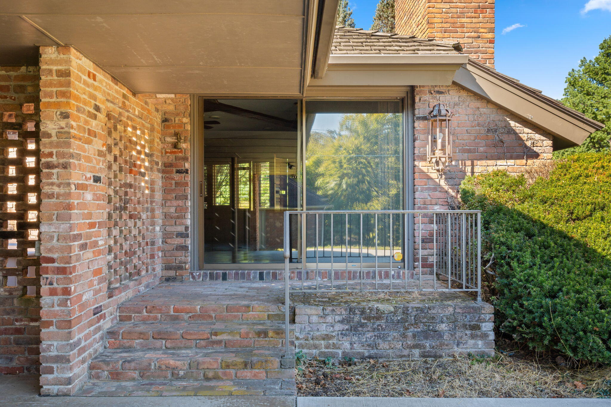 main property photo 61