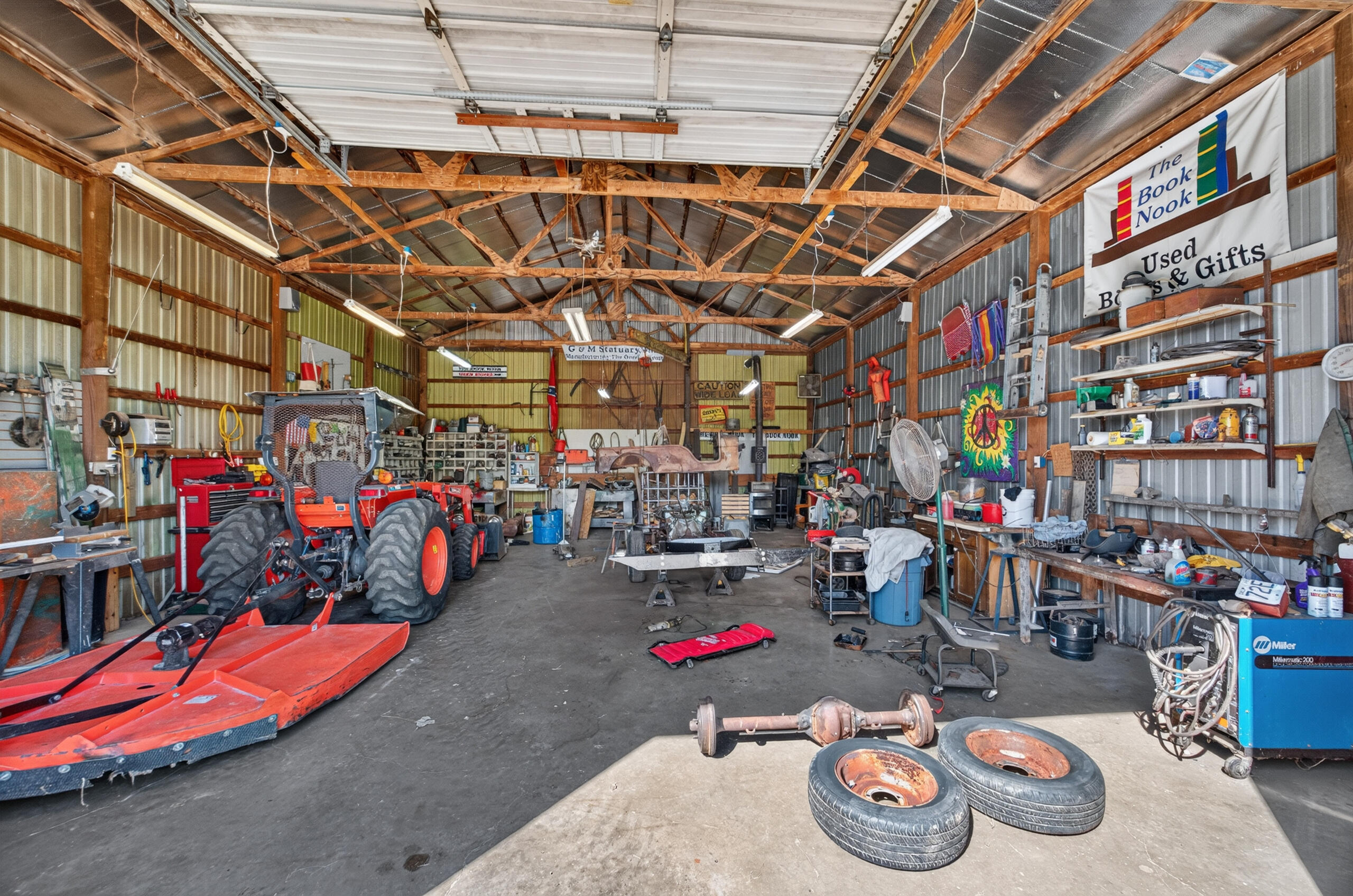 main property photo 25