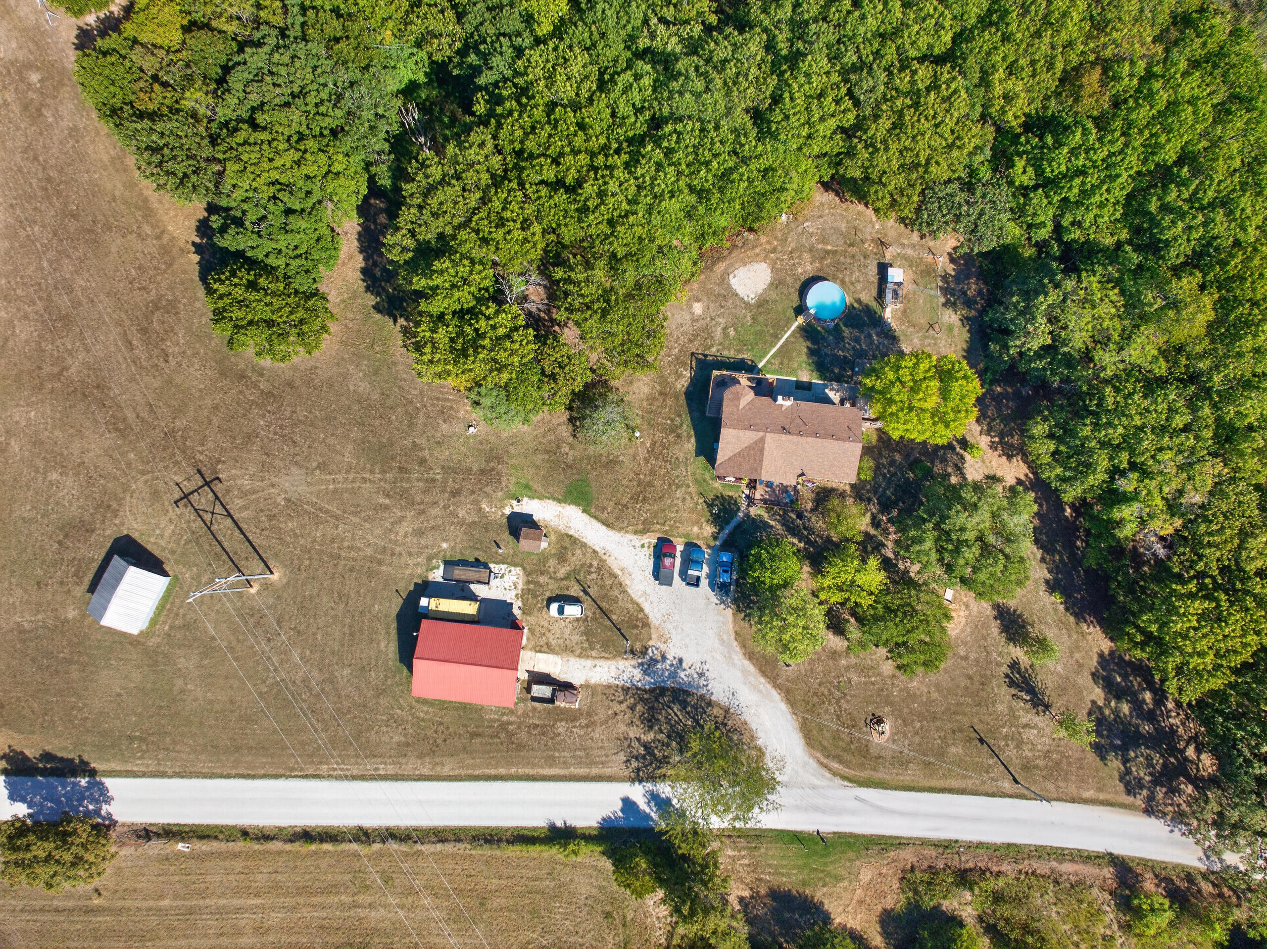 main property photo 28