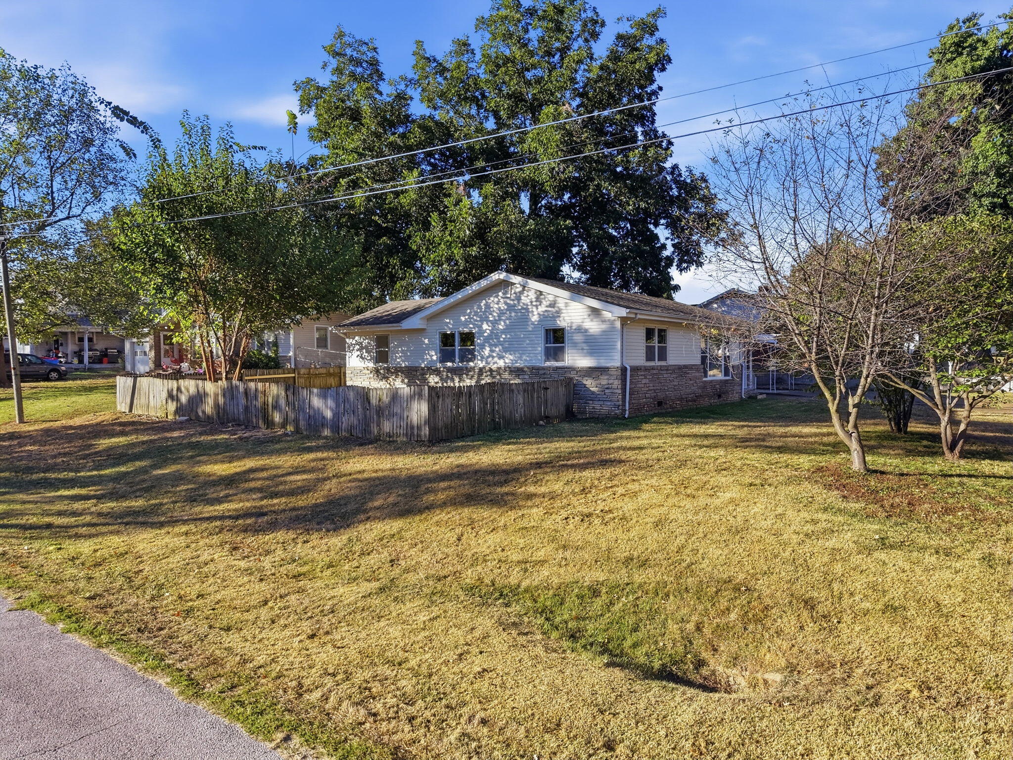 main property photo 37