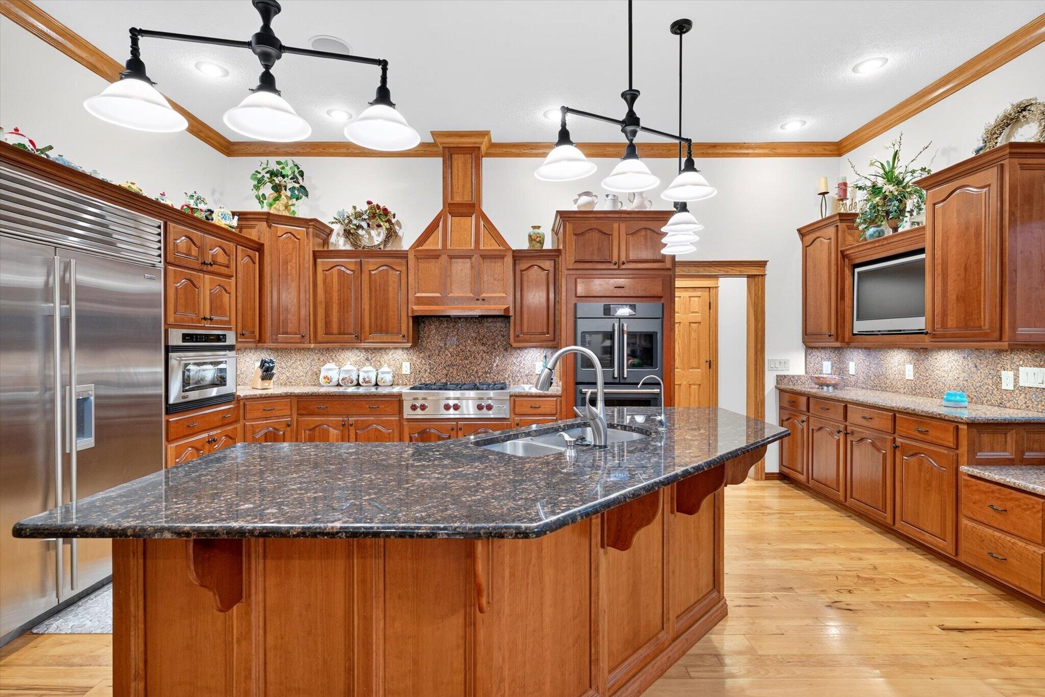 main property photo 18