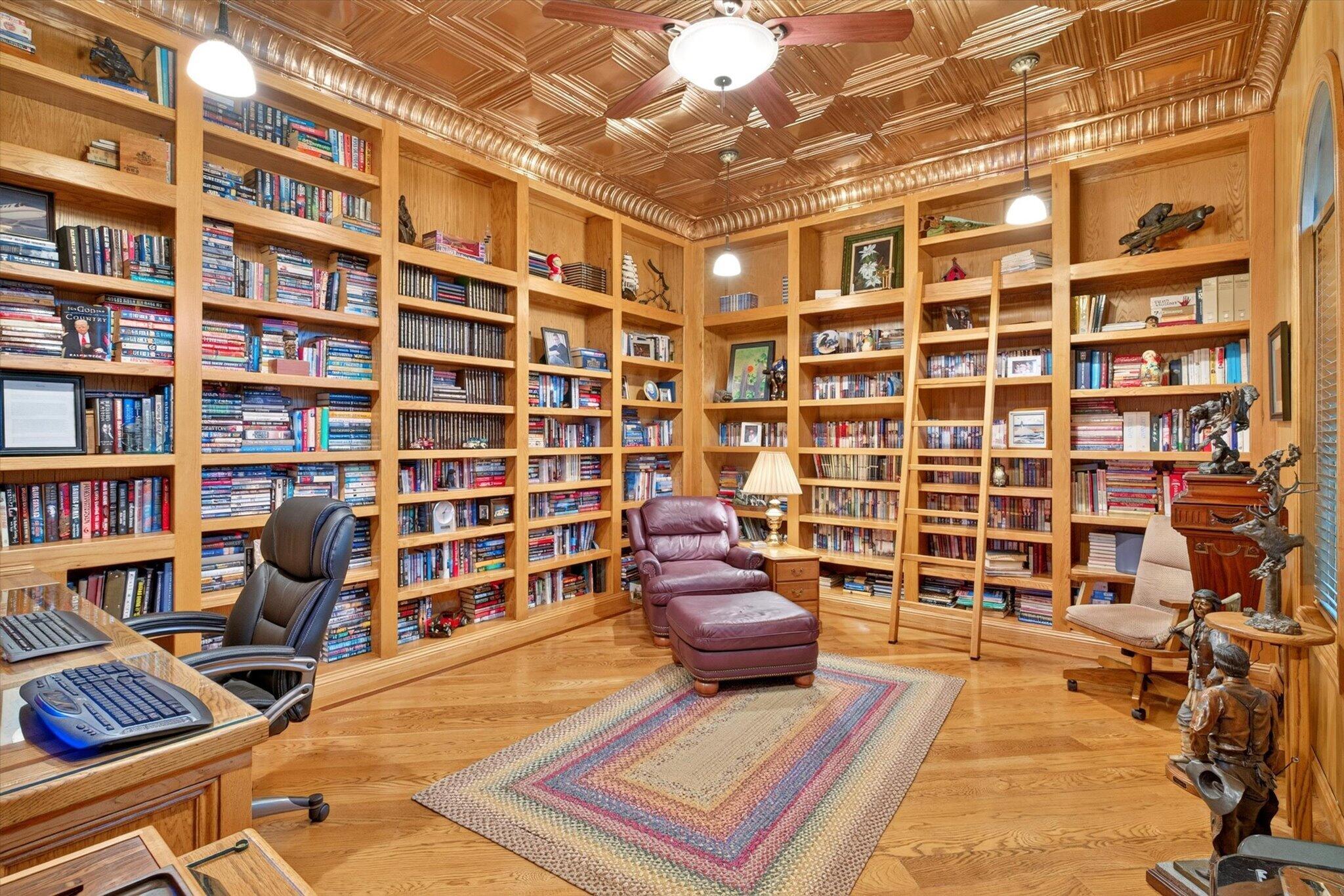 main property photo 39