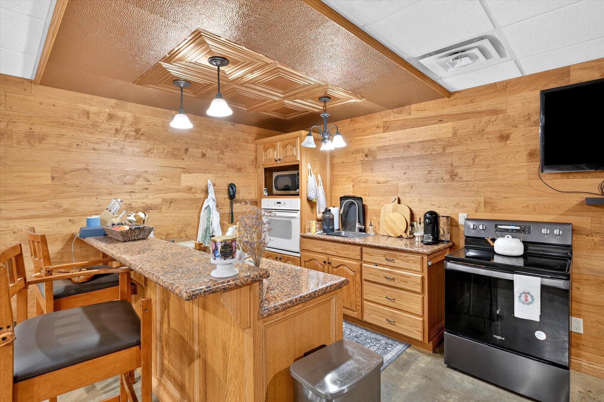 main property photo 57
