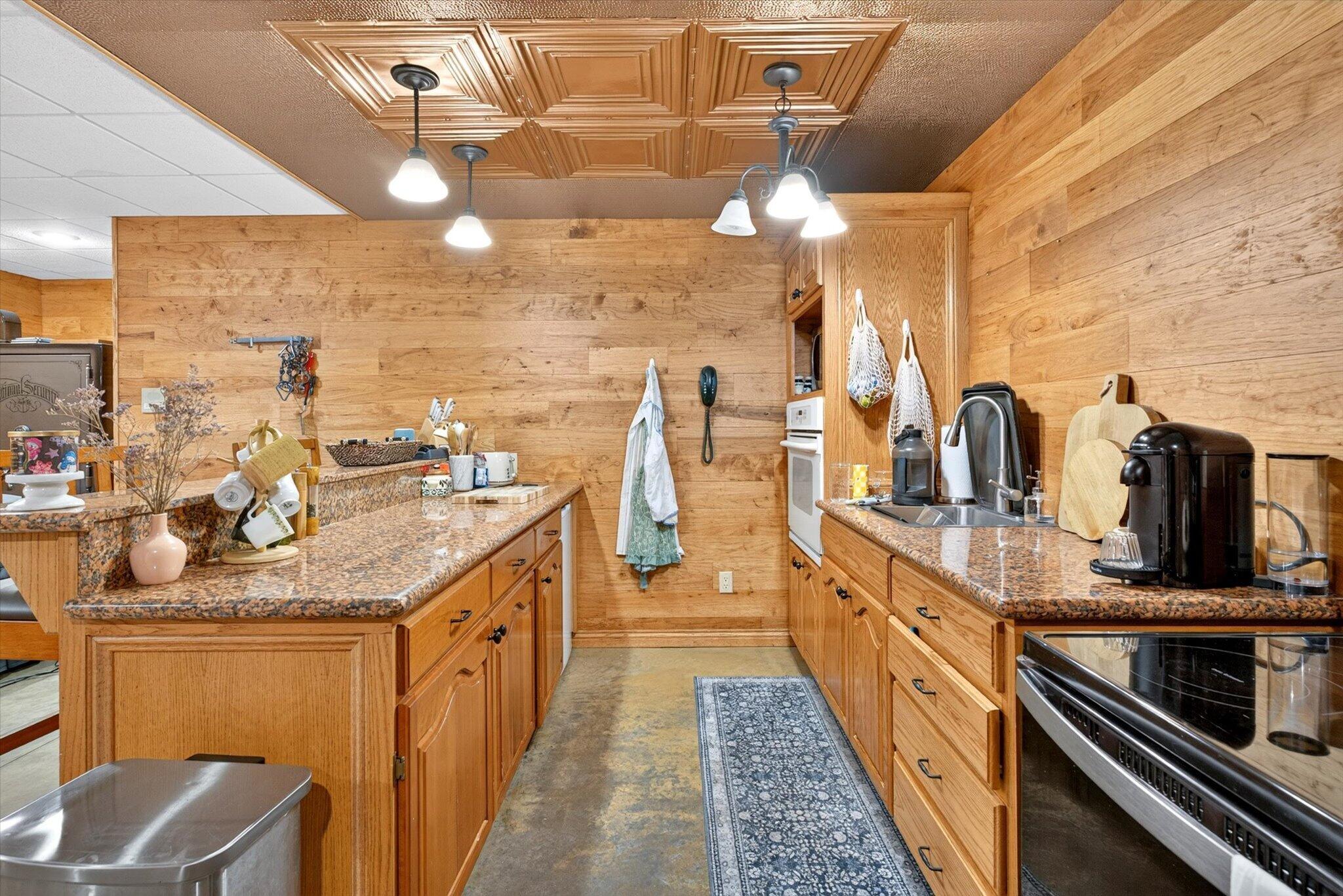 main property photo 58