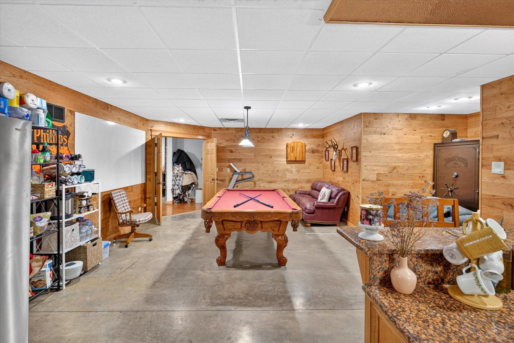 main property photo 59