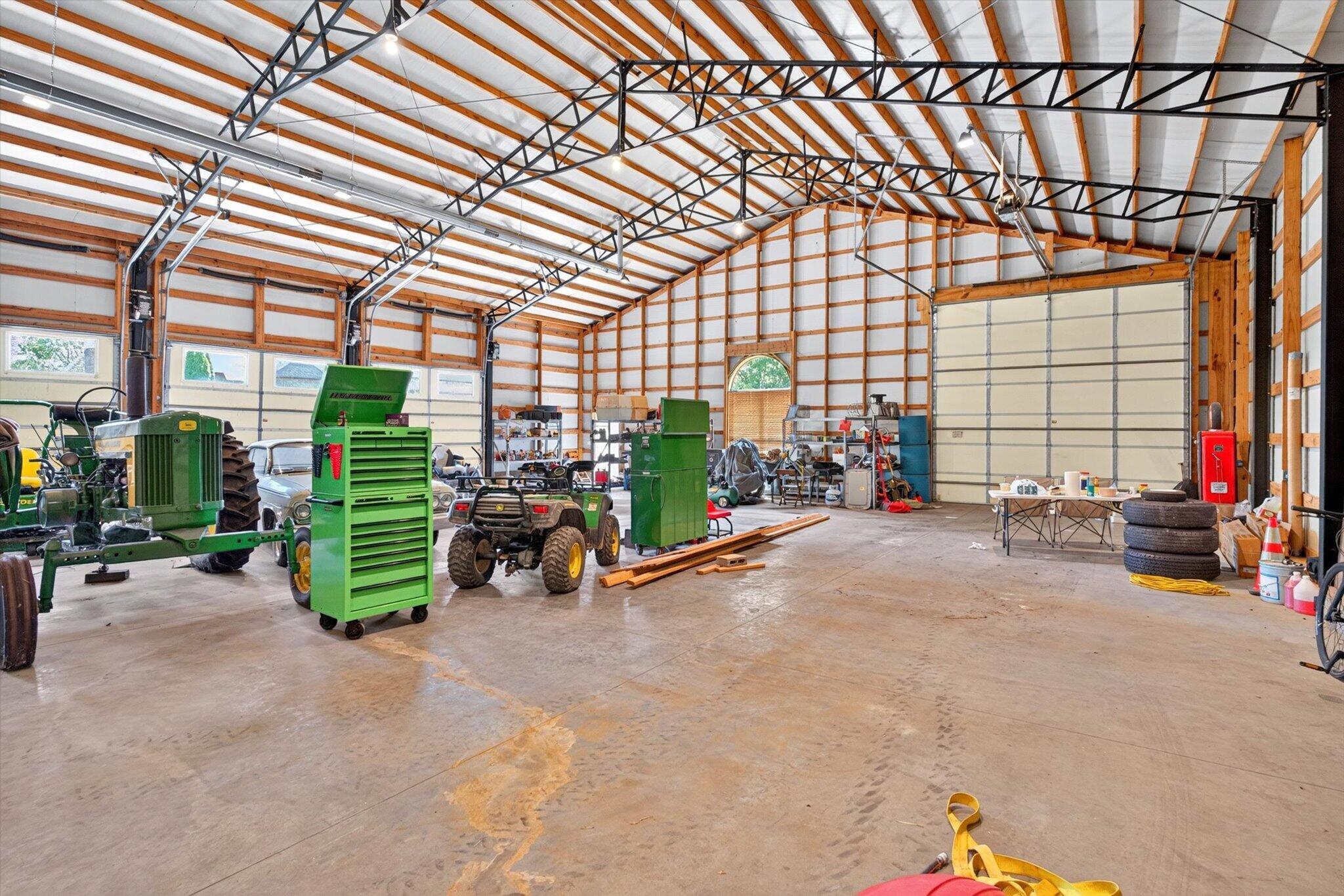 main property photo 81