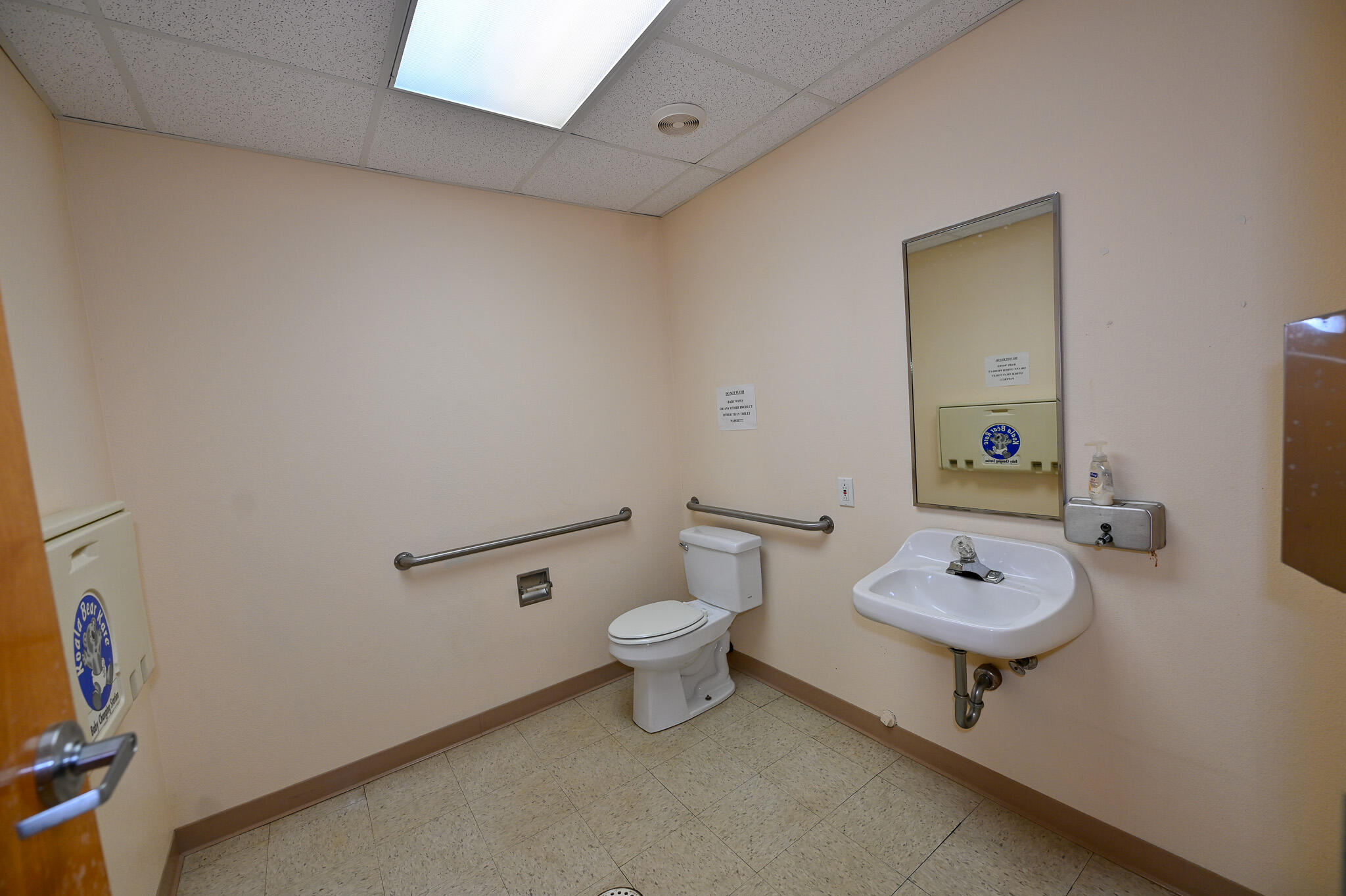 main property photo 13