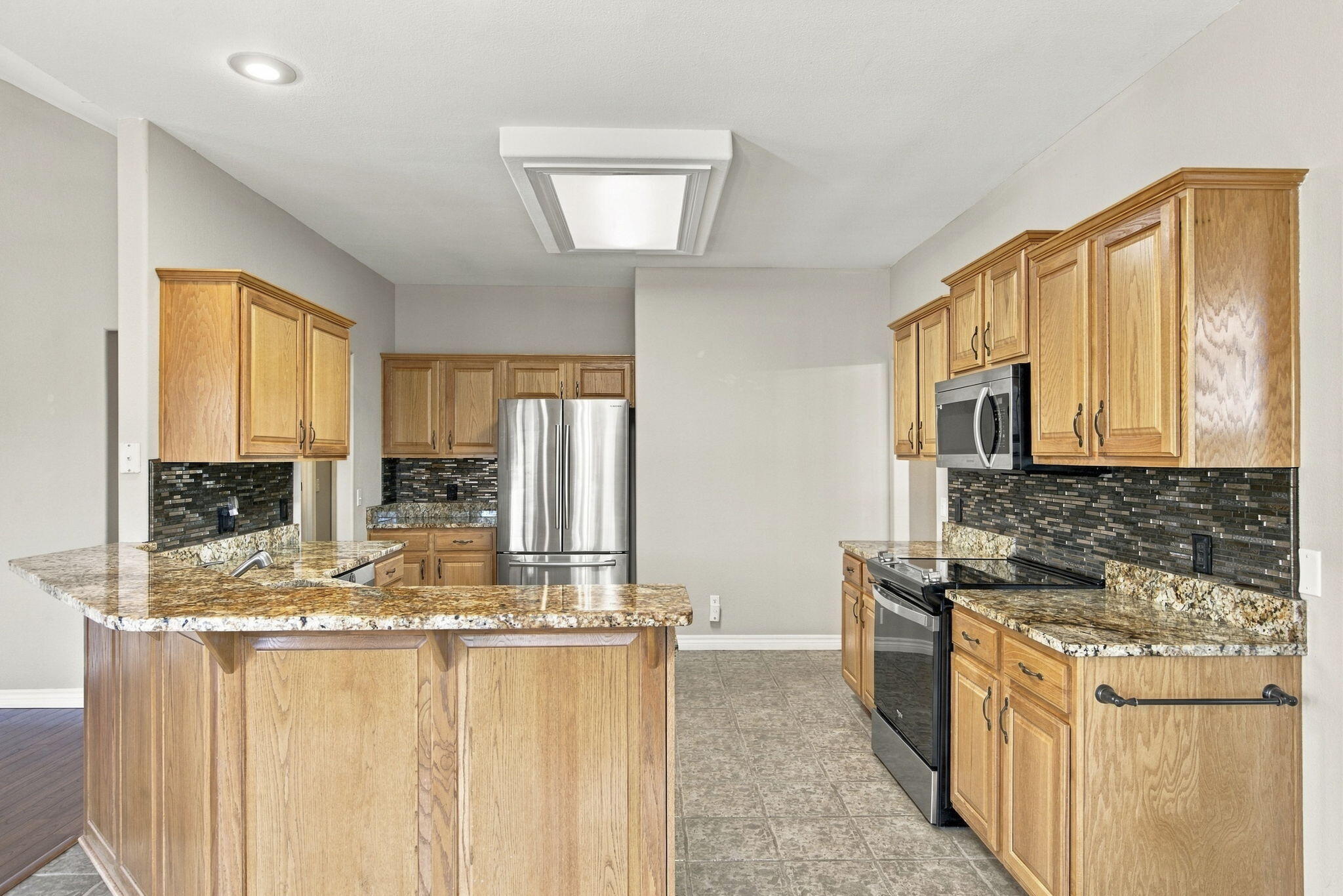 main property photo 10