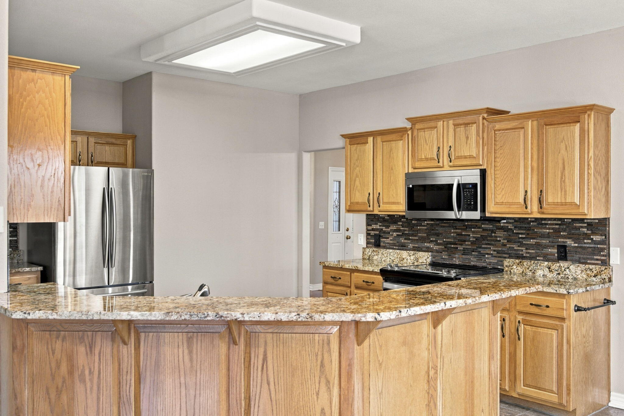 main property photo 12