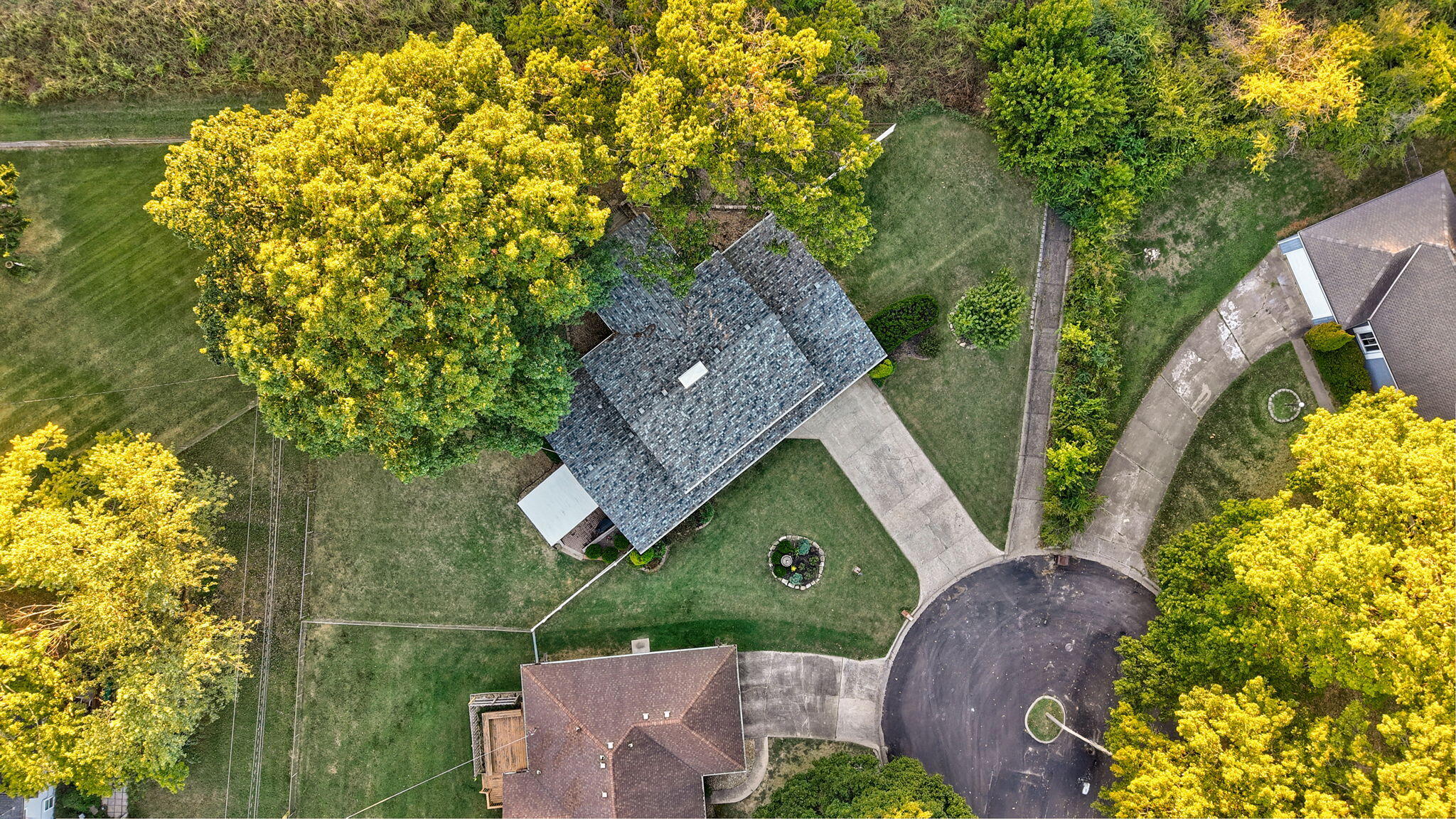 main property photo 34