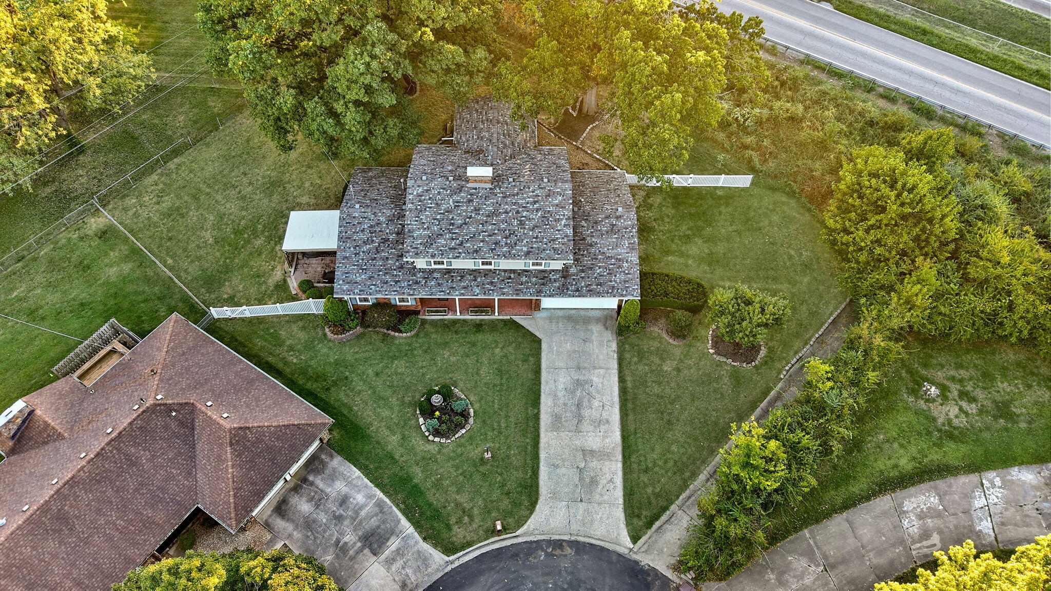 main property photo 41