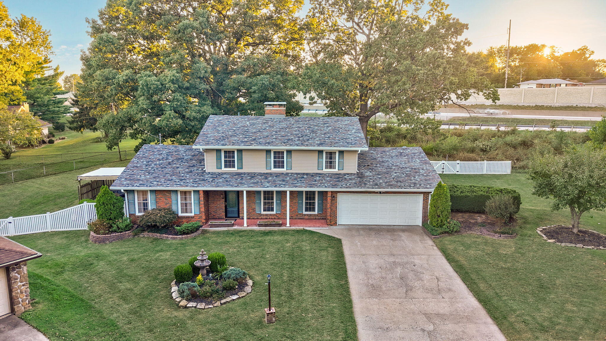 main property photo 42