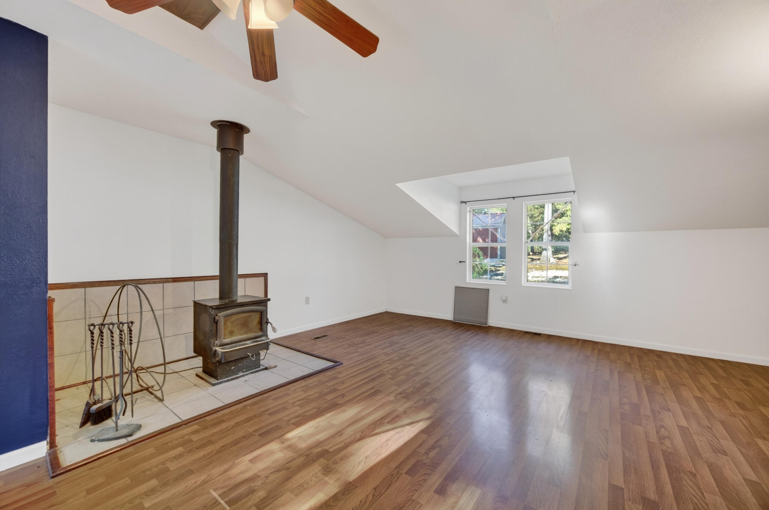 main property photo 59