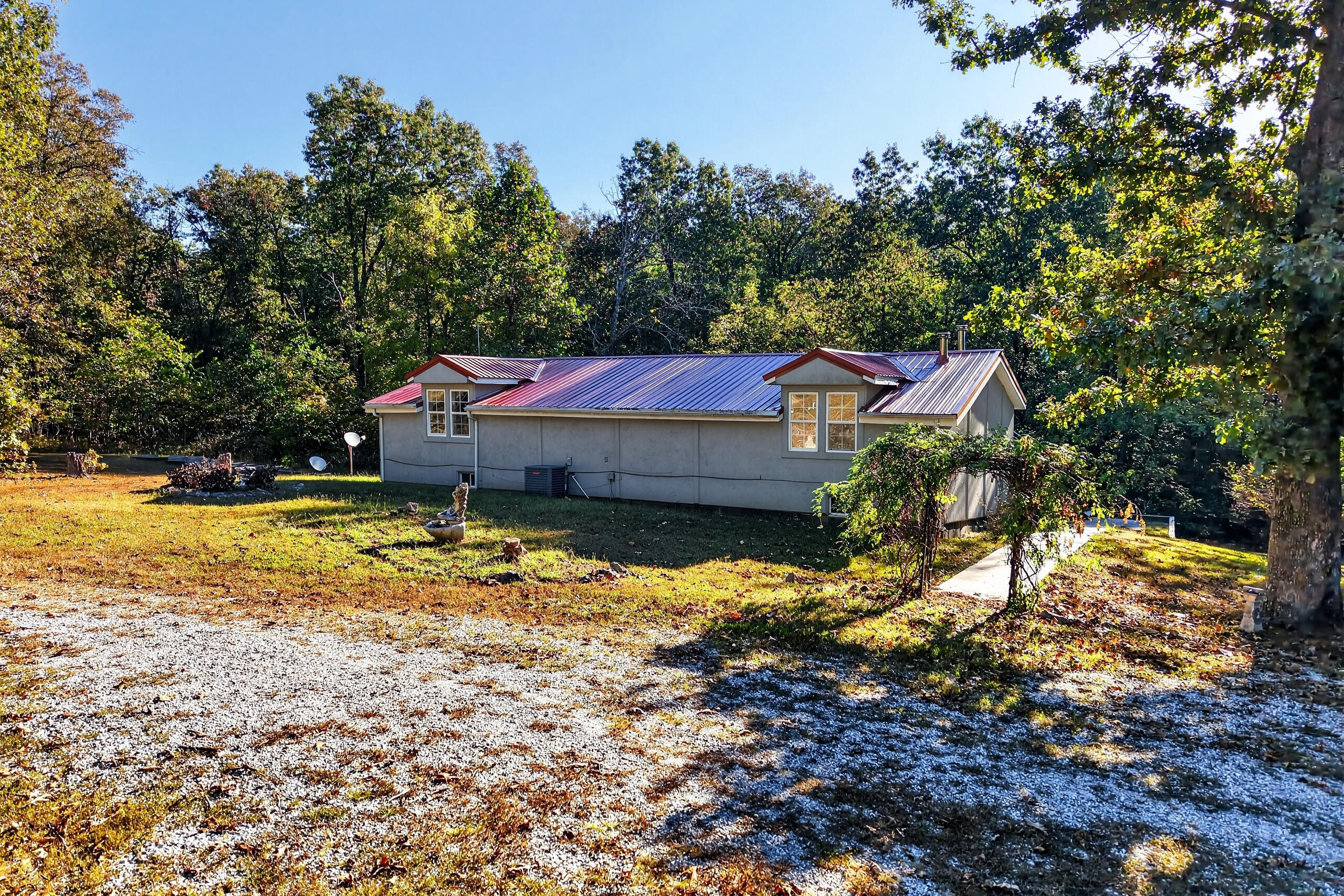 main property photo 8