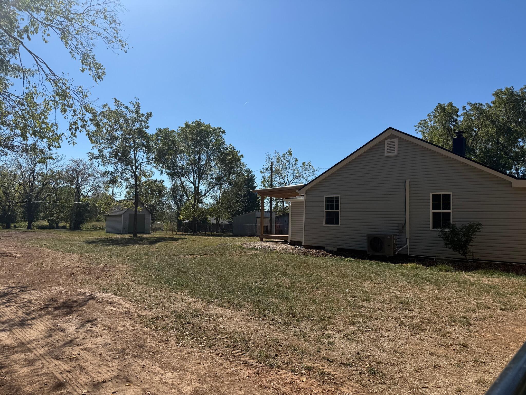 main property photo 12