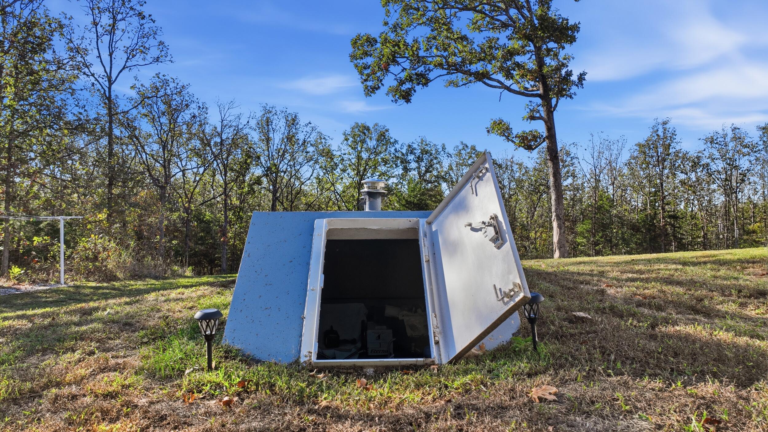 main property photo 37