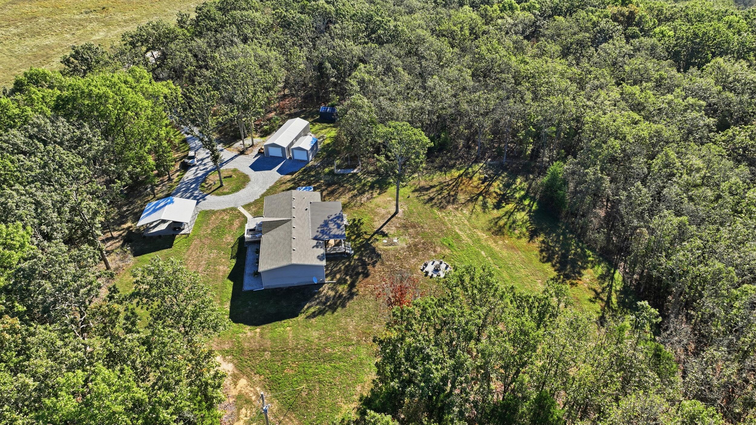 main property photo 40